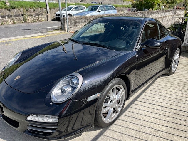 PORSCHE Targa 4 PDK-image-1