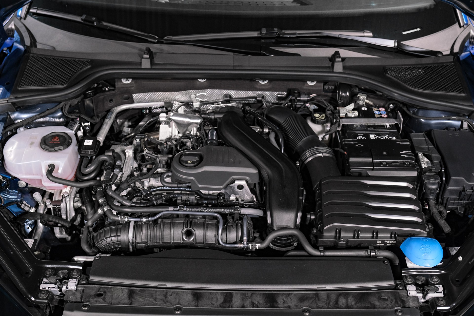 SKODA Octavia Limousine 1.5 TSI mHEV DSG SportLine-image-24