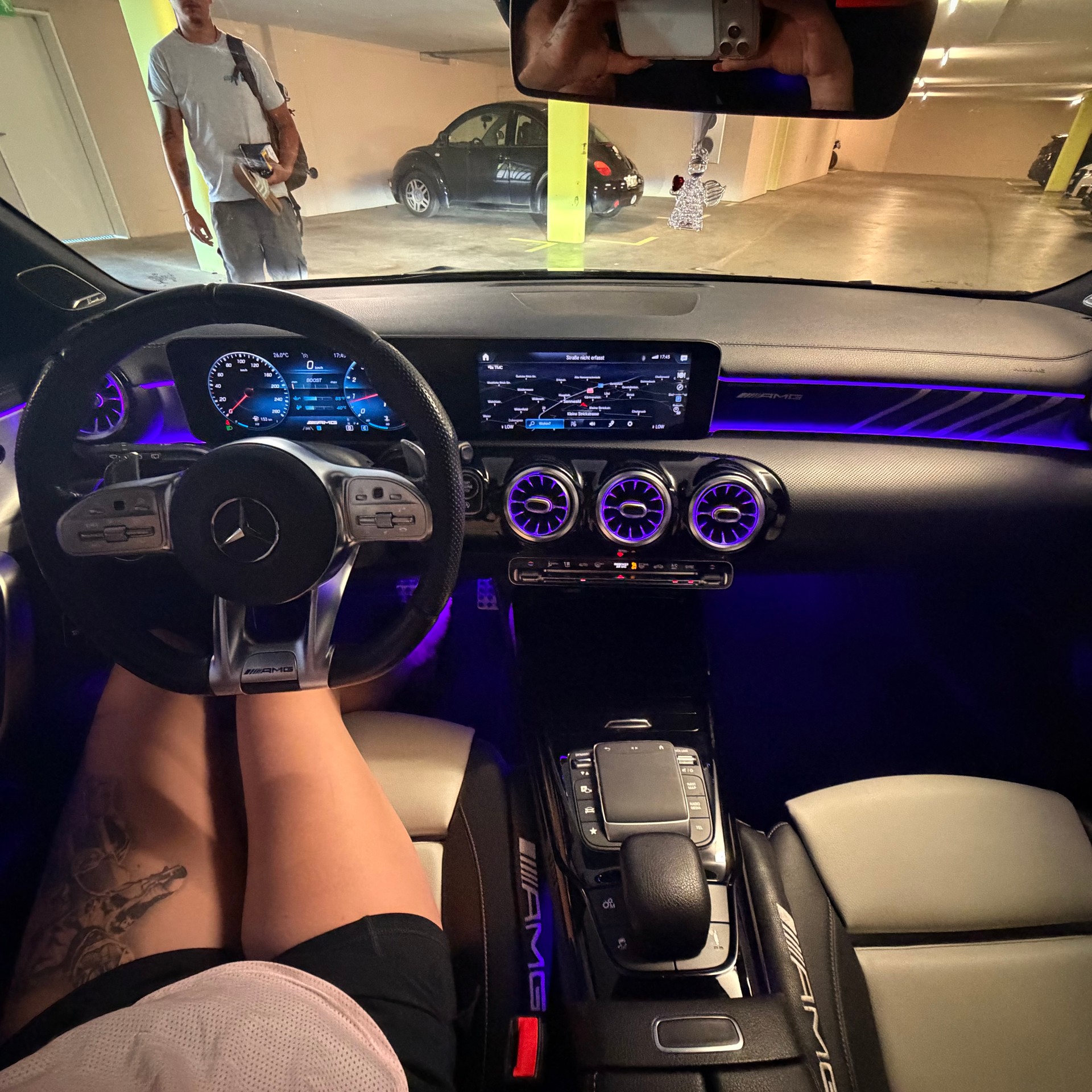 MERCEDES-BENZ CLA 35 AMG 4matic-image-4