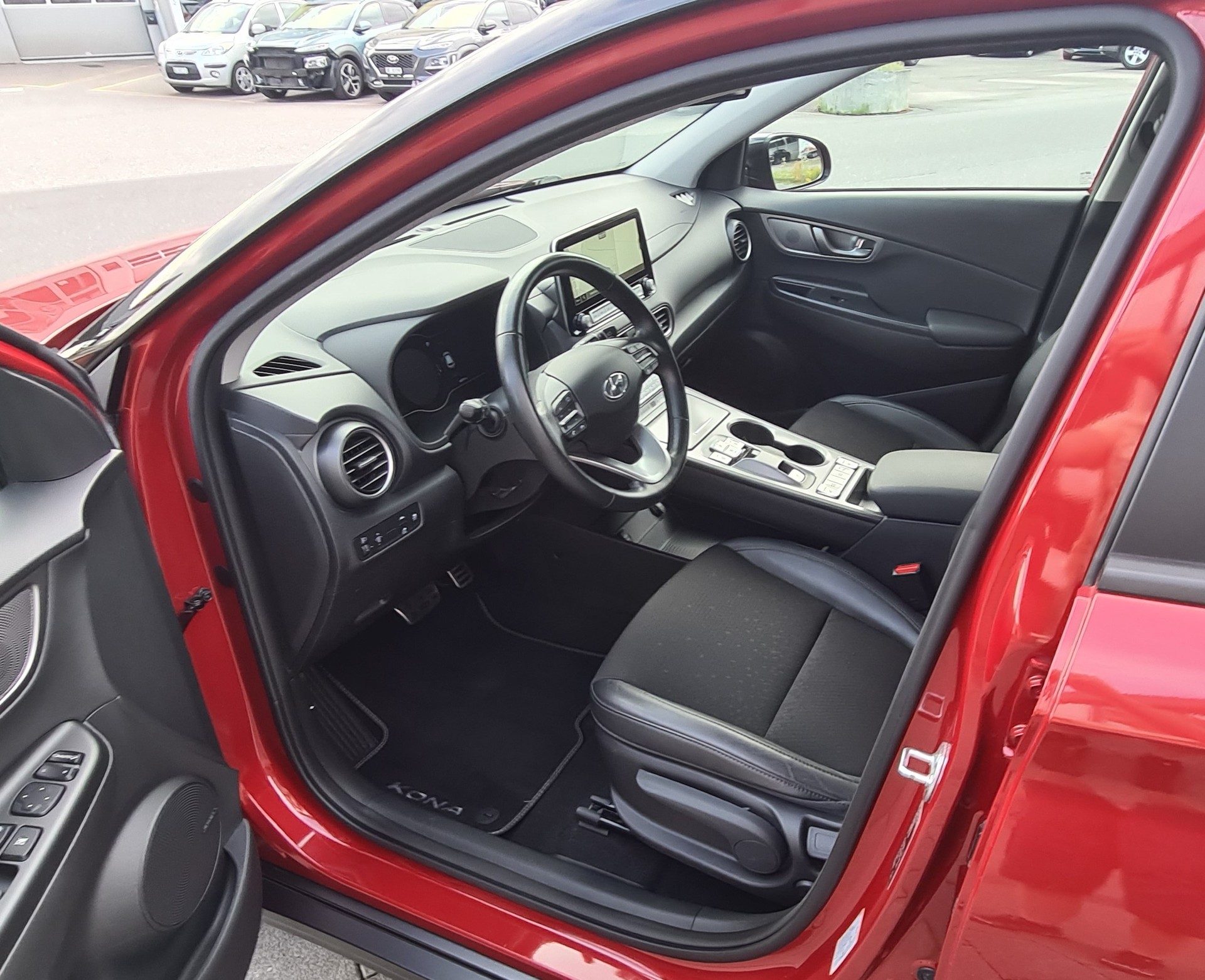 HYUNDAI Kona EV Amplia-image-9