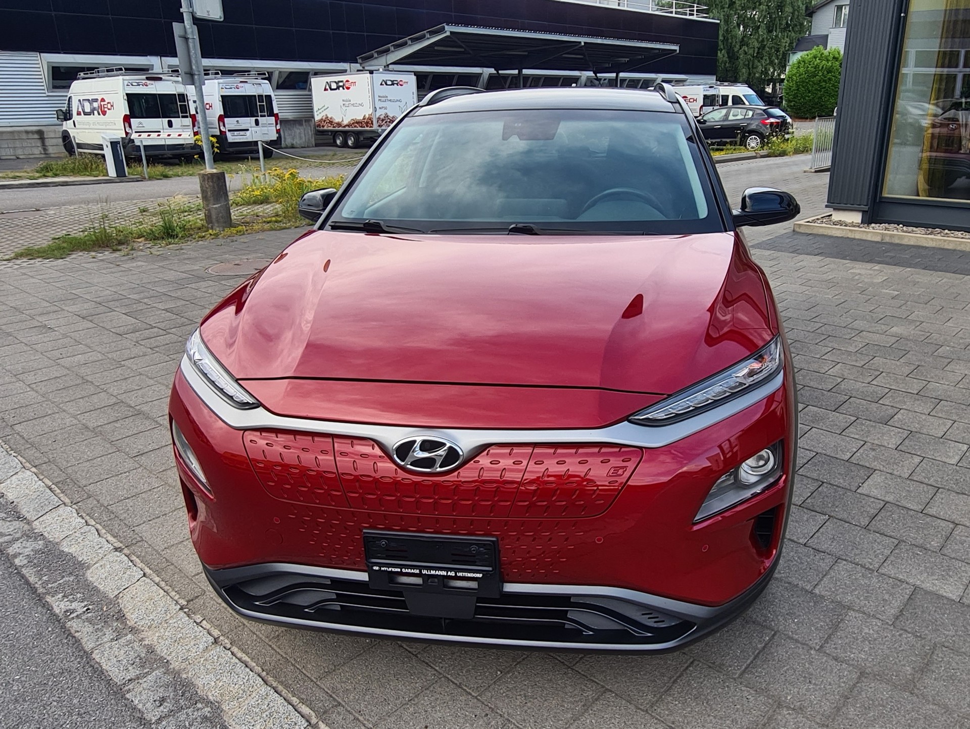 HYUNDAI Kona EV Amplia-image-0