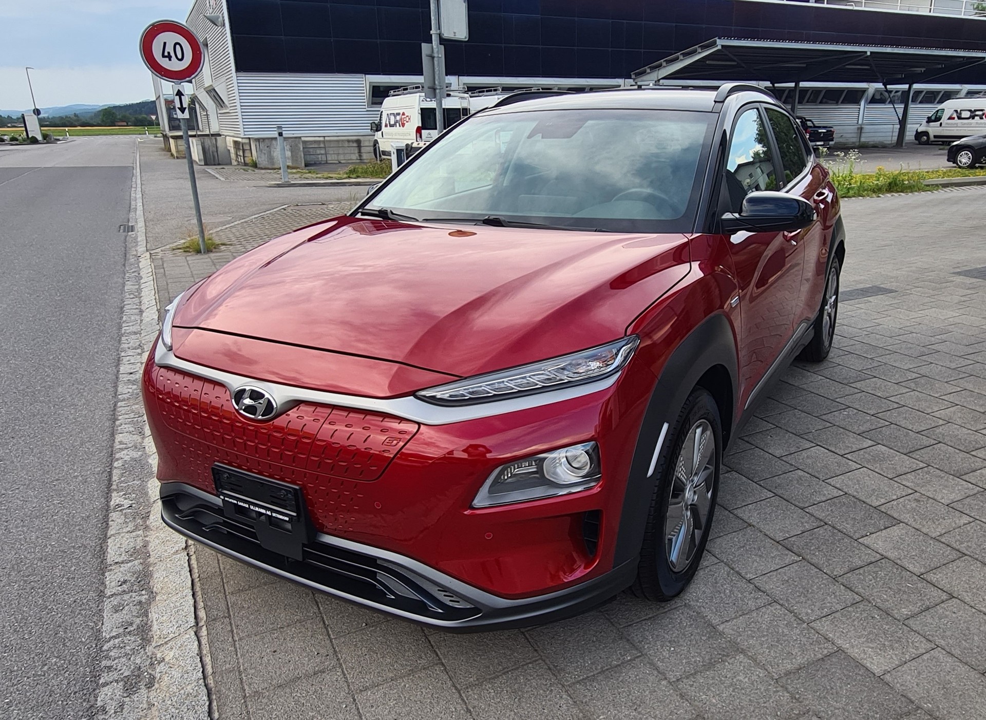 HYUNDAI Kona EV Amplia-image-8