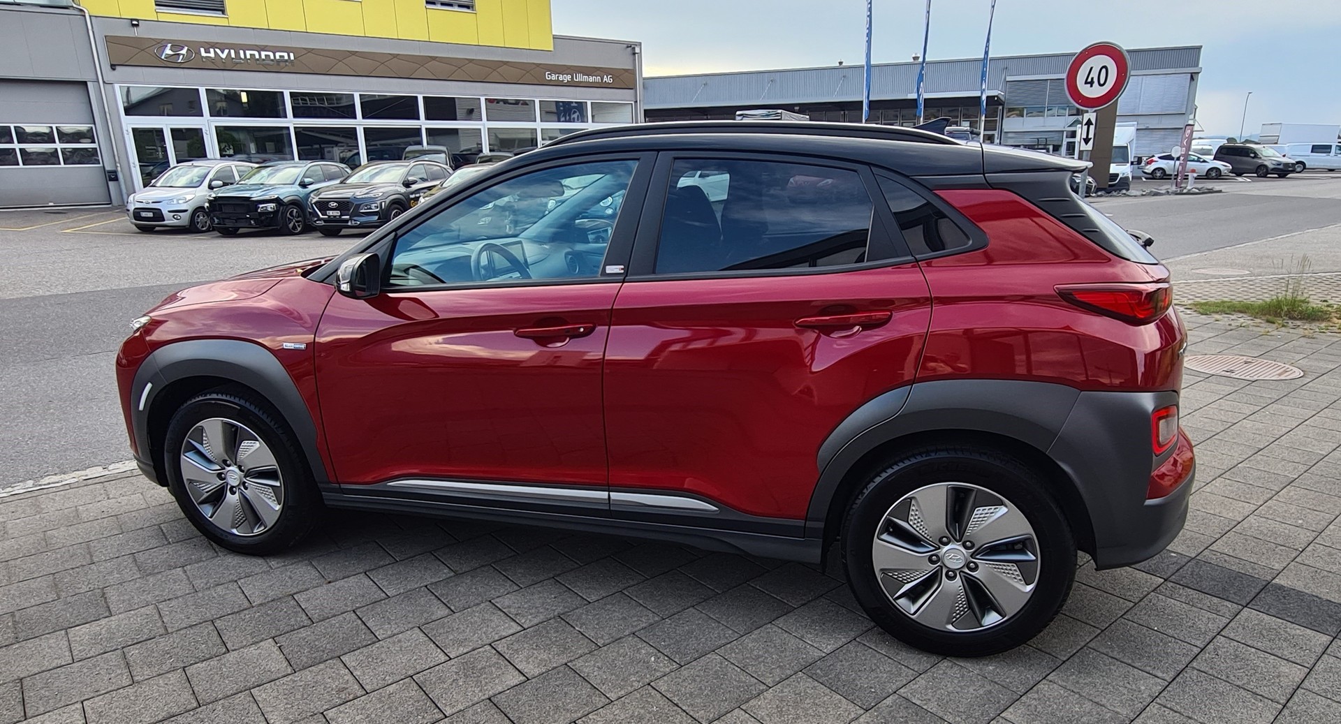 HYUNDAI Kona EV Amplia-image-6