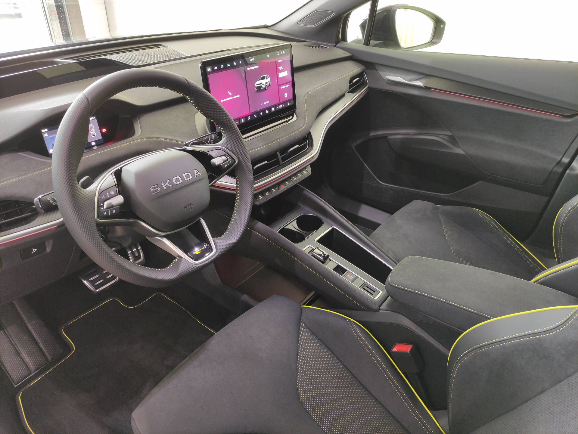 SKODA Elroq RS 4x4 MAXX-image-2