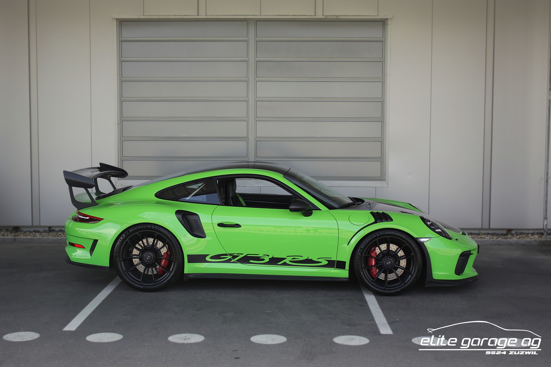 PORSCHE 911 GT3 RS PDK LIEBHABERFAHRZEUG IN LIZARD GRÜN-image-5