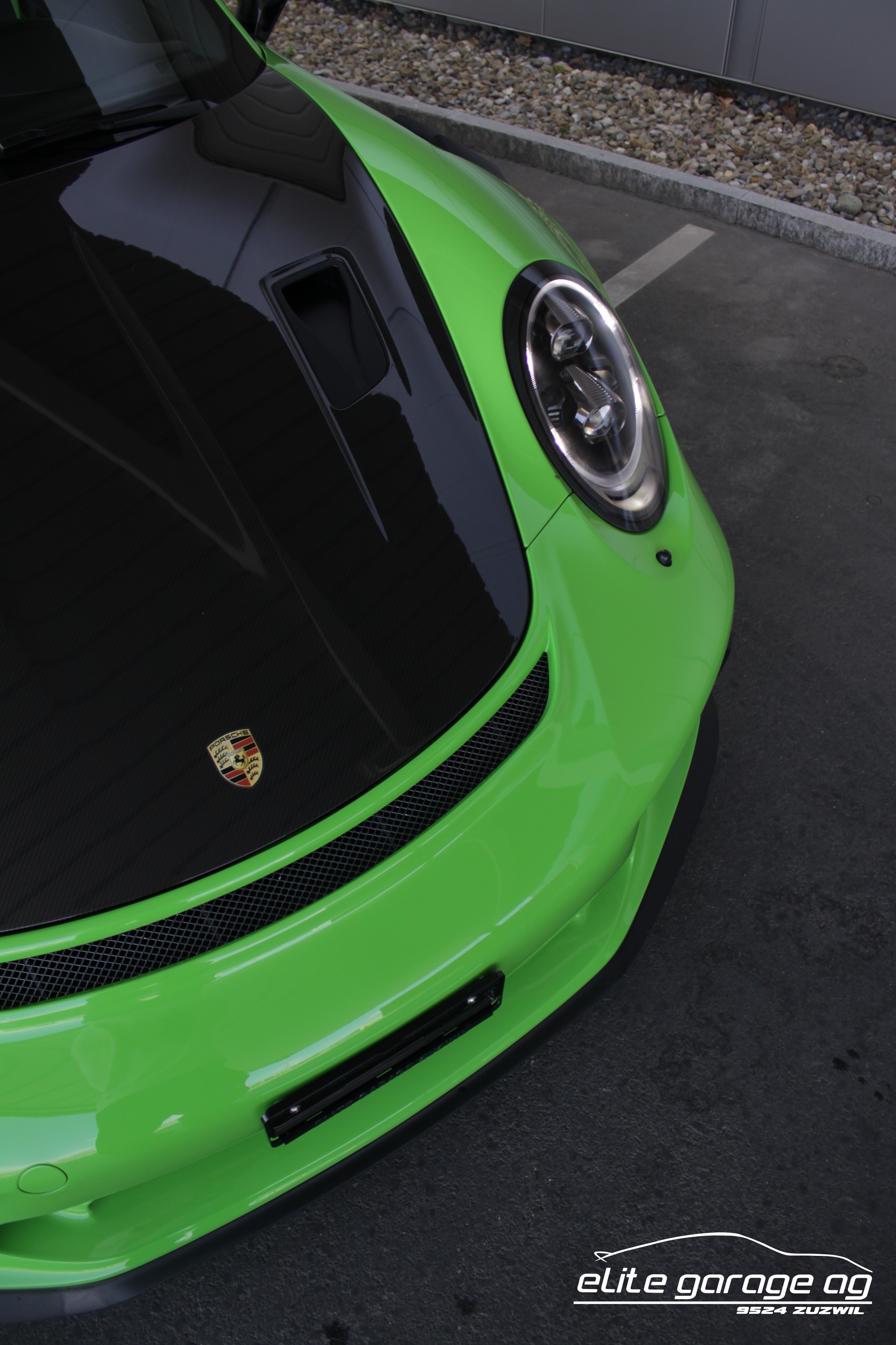 PORSCHE 911 GT3 RS PDK LIEBHABERFAHRZEUG IN LIZARD GRÜN-image-11