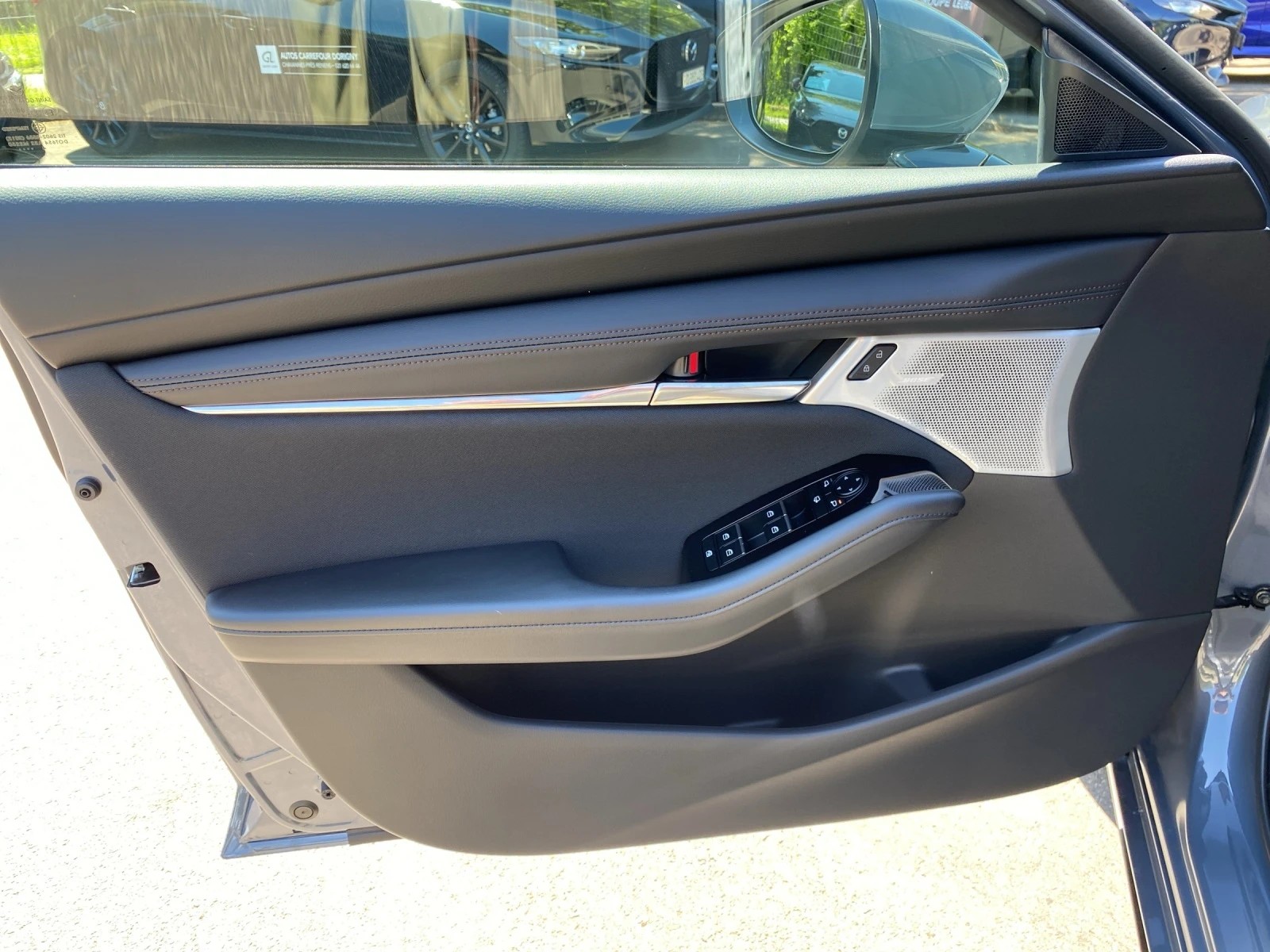 MAZDA 3 Hatchback SKYACTIV-G M Hybrid 140 Centre Line Automat-image-7