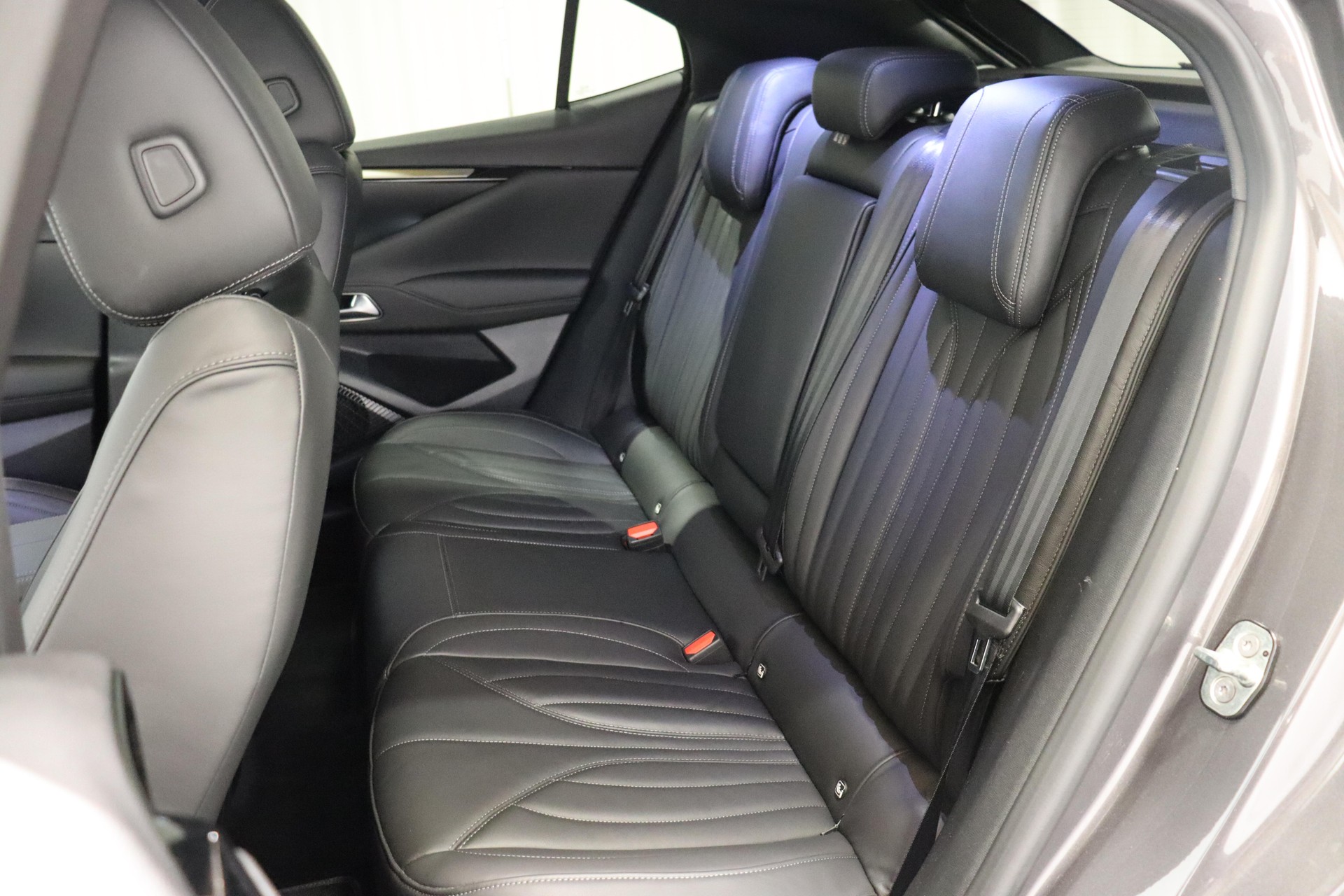 DS AUTOMOBILES 4 1.6 E-Tense Rivoli-image-5