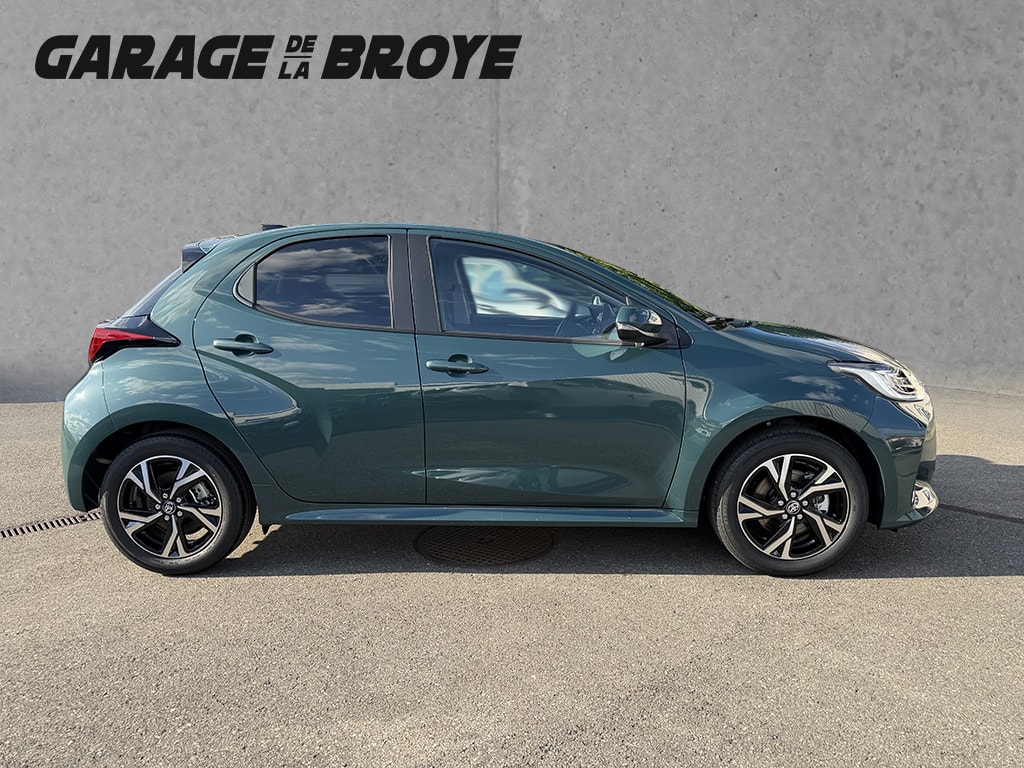 TOYOTA Yaris 1.5 VVT-i HSD Trend 10 ans de garantie-image-1