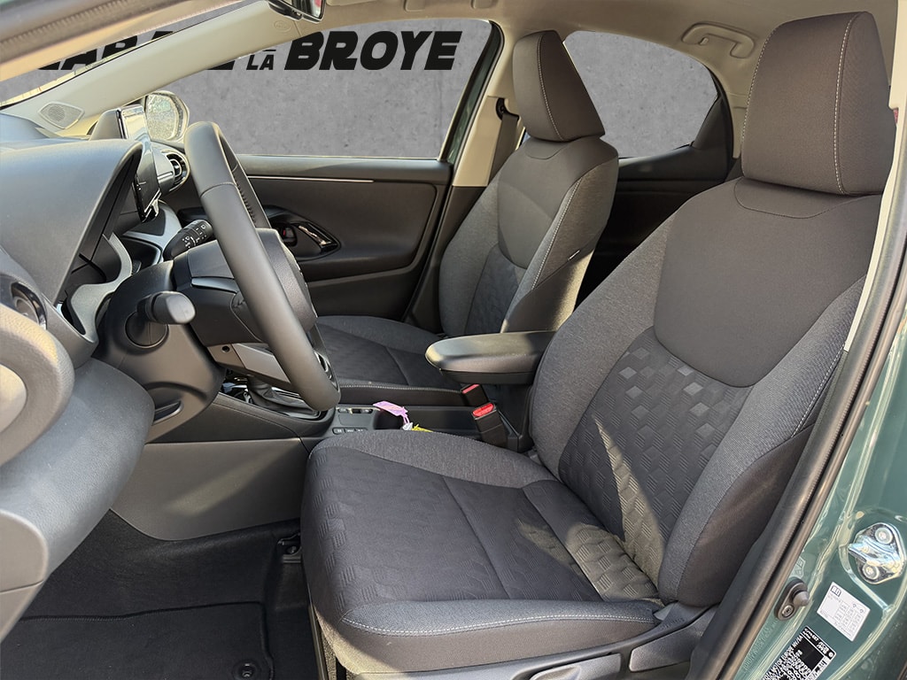 TOYOTA Yaris 1.5 VVT-i HSD Trend 10 ans de garantie-image-8