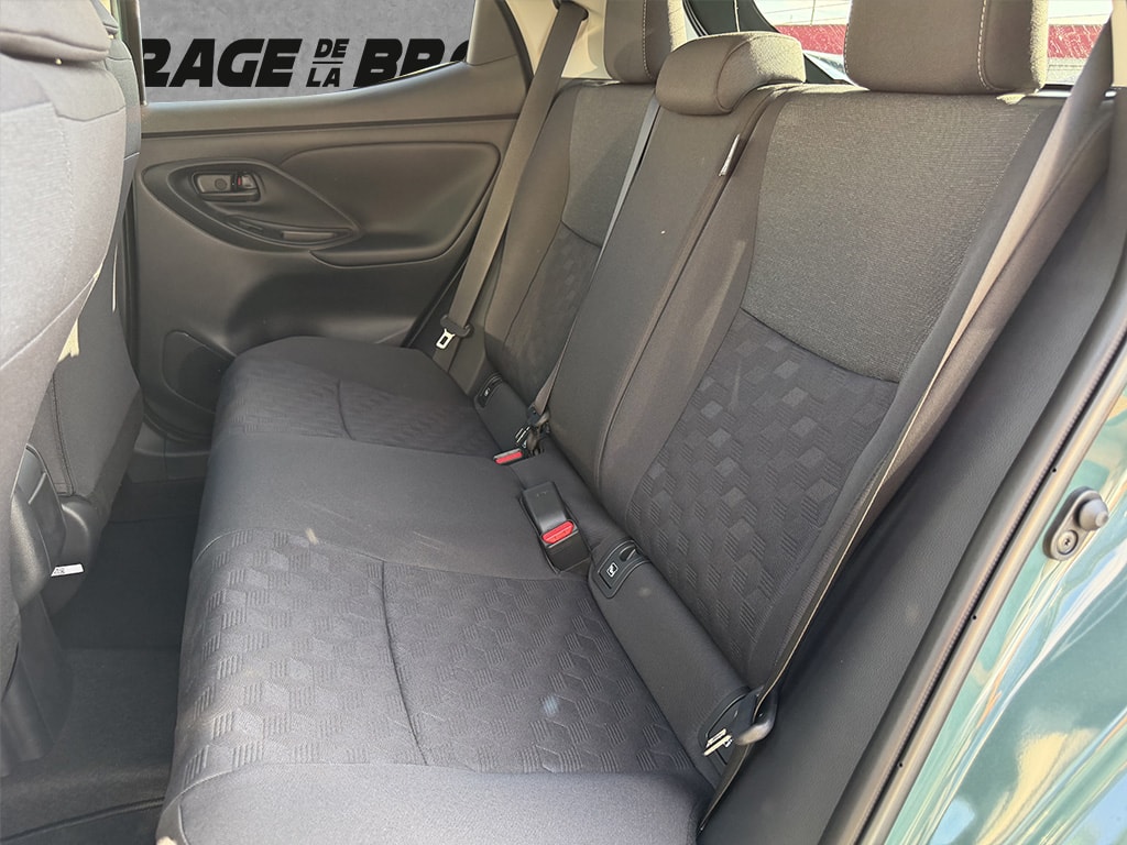 TOYOTA Yaris 1.5 VVT-i HSD Trend 10 ans de garantie-image-9