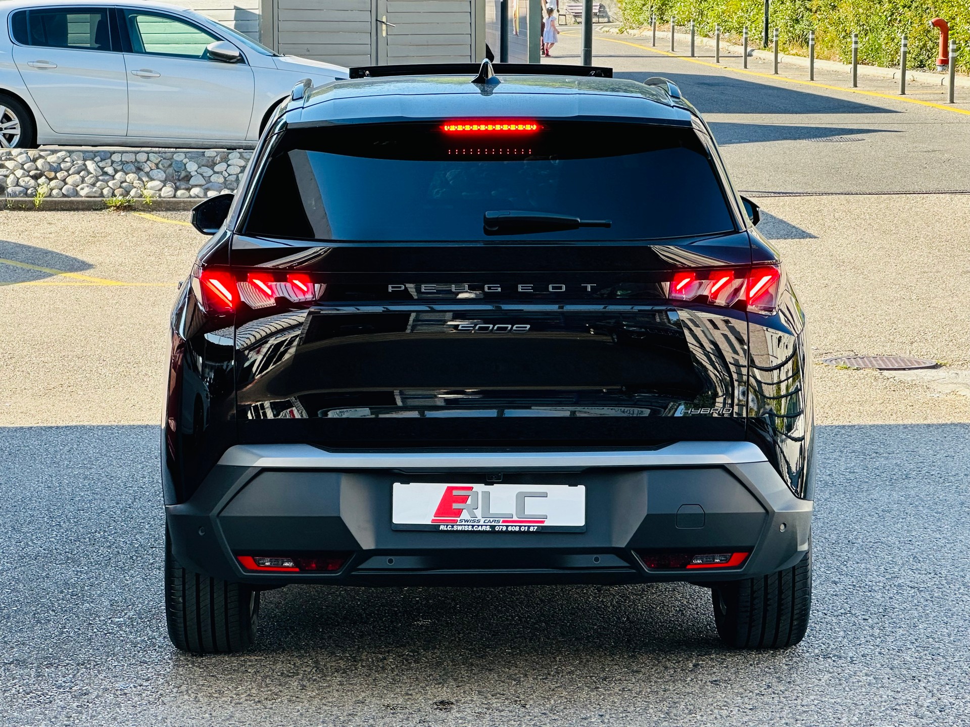 PEUGEOT 5008 195 Plug-in Hybrid e-DCS7 GT-image-10