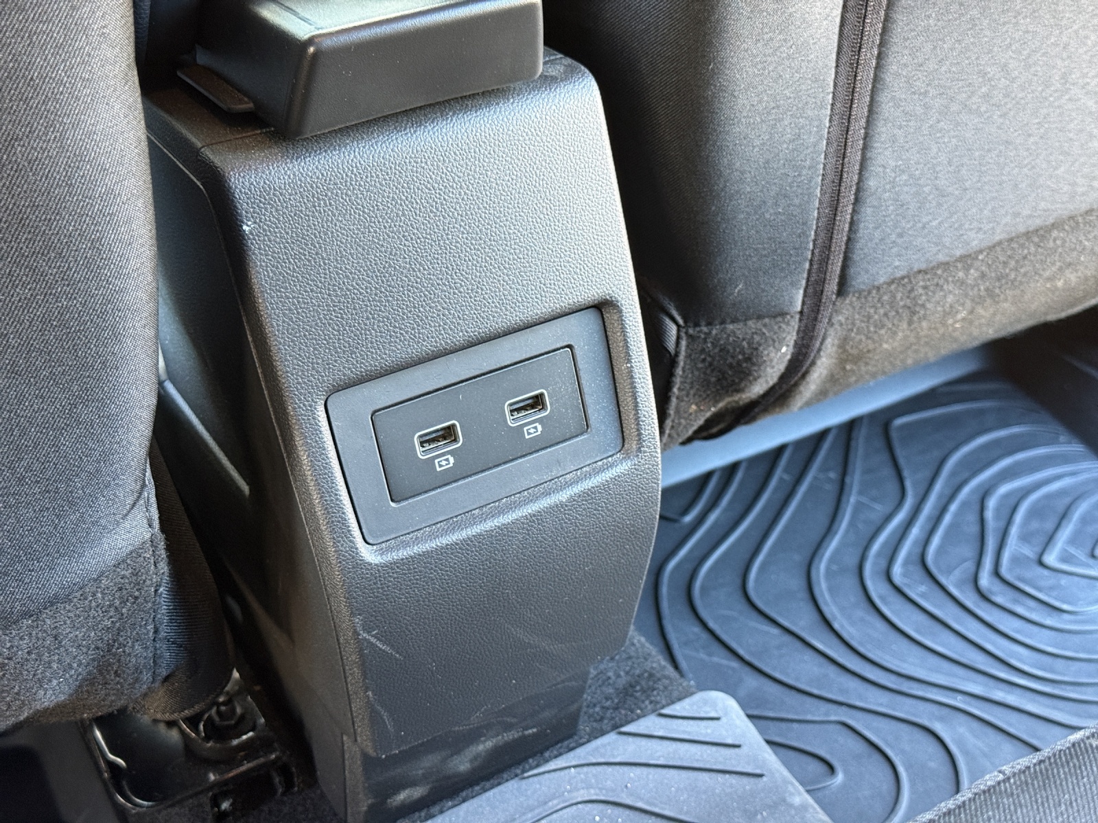 DACIA Duster TCe 150 Journey 4x4-image-19