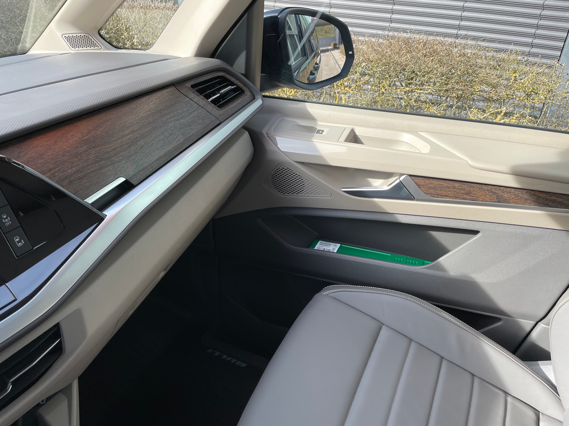 VW Multivan 1.4 eHybrid Style DSG - 6 Sitzer-image-23