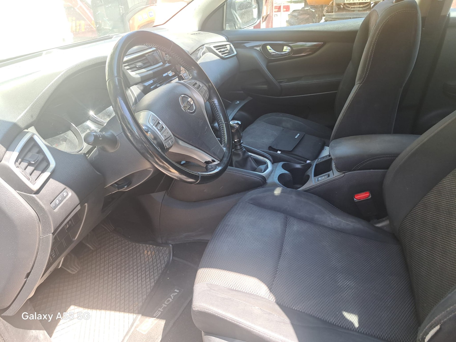 NISSAN Qashqai 1.2 DIG-T acenta-image-6