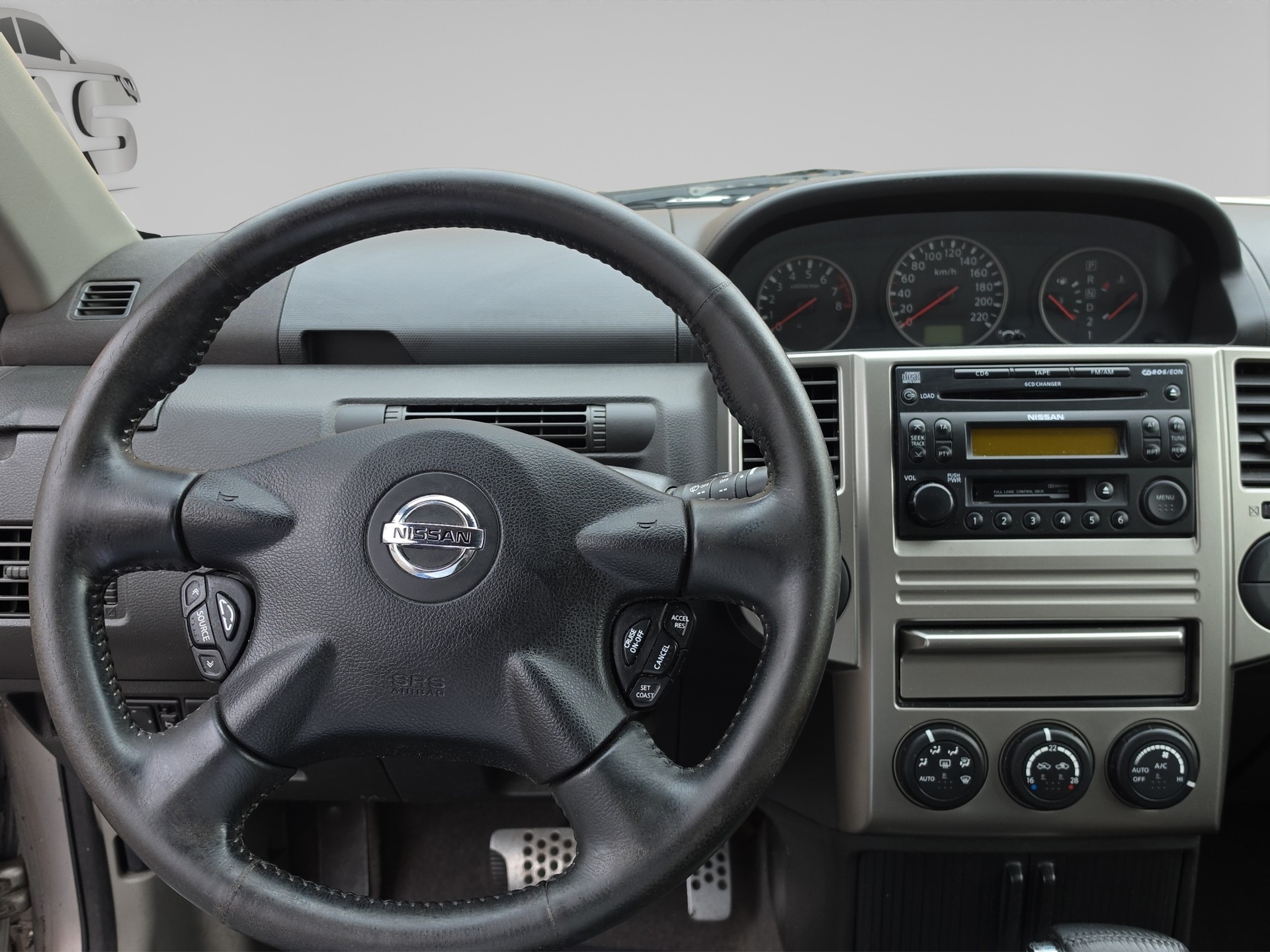 NISSAN X-Trail 2.5 16V Columbia Pack premium 4WD-image-9
