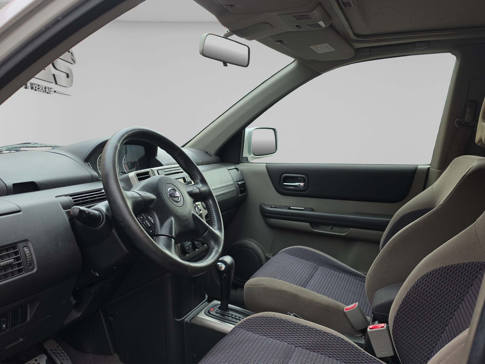 NISSAN X-Trail 2.5 16V Columbia Pack premium 4WD-image-8