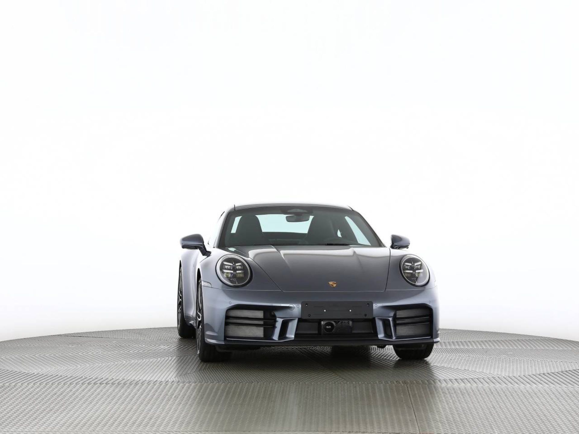 PORSCHE 911 Carrera 4S-image-19