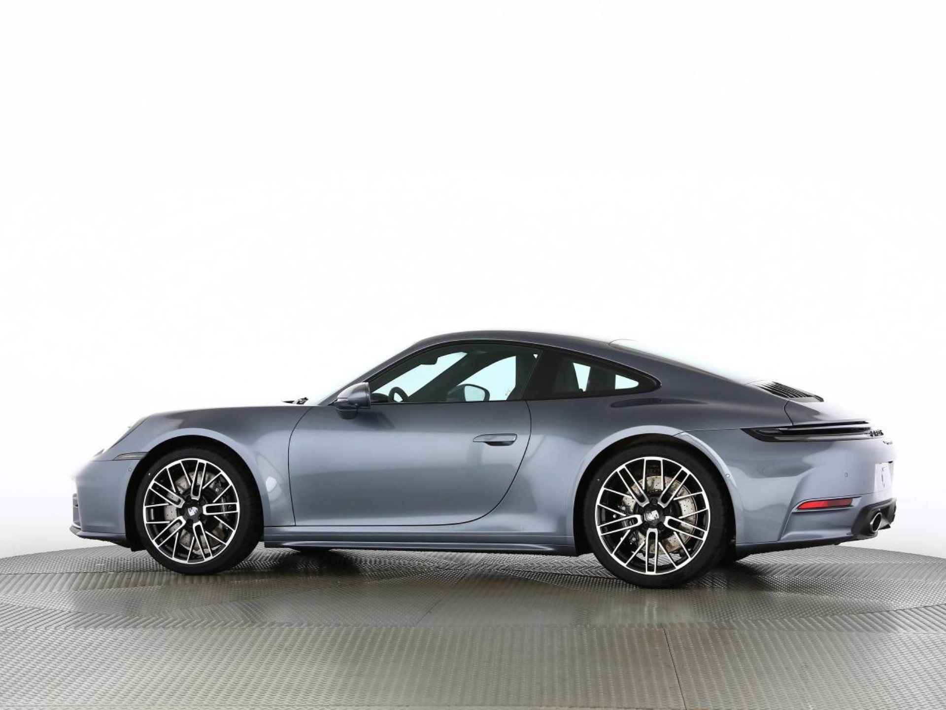 PORSCHE 911 Carrera 4S-image-11