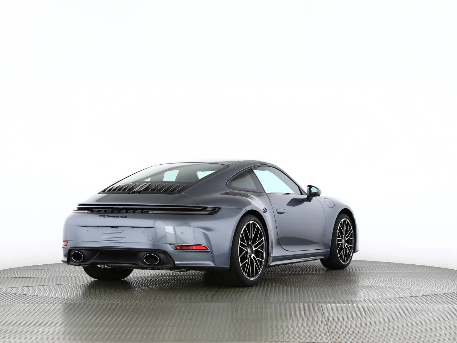 PORSCHE 911 Carrera 4S-image-5