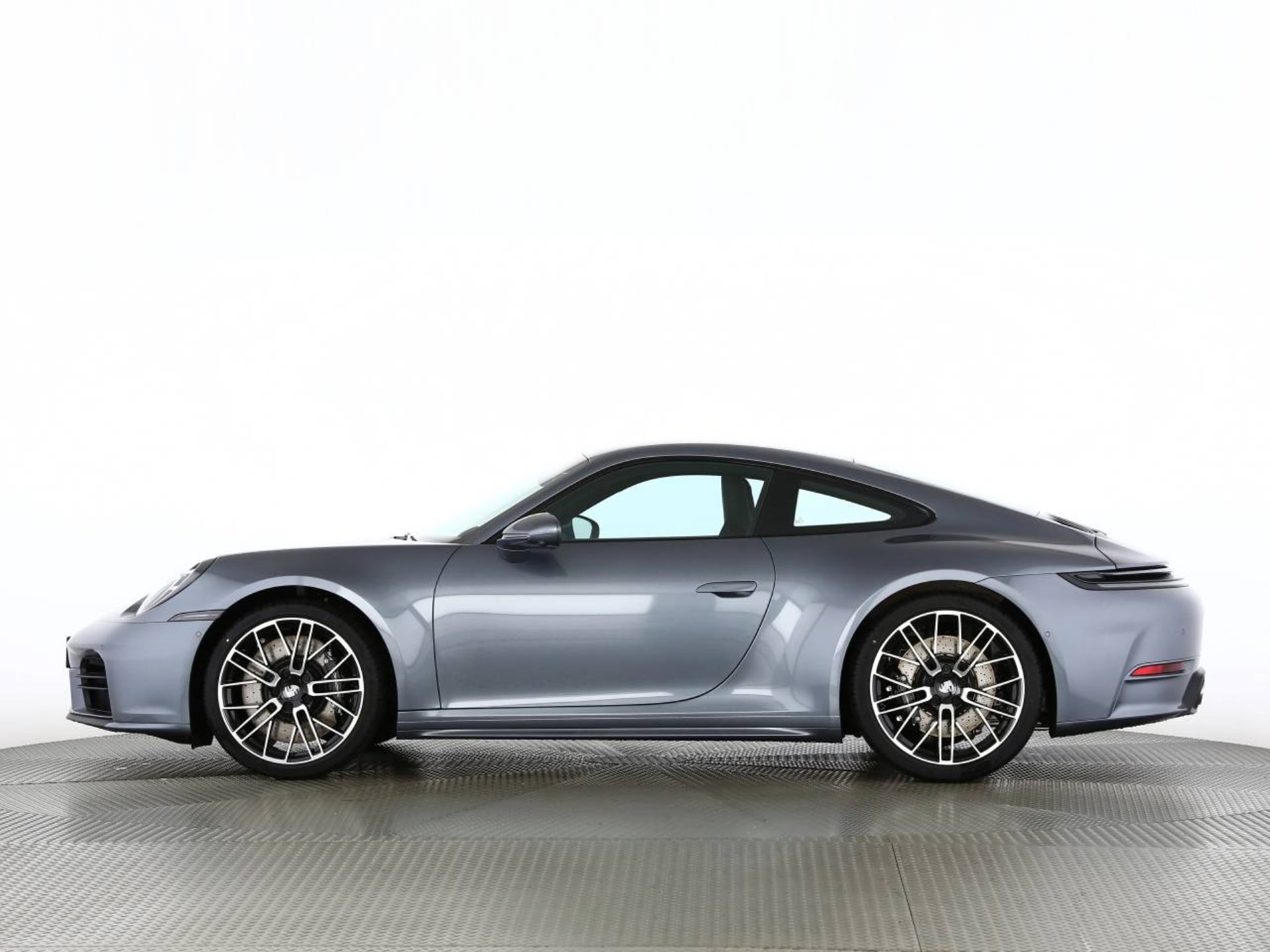 PORSCHE 911 Carrera 4S-image-12