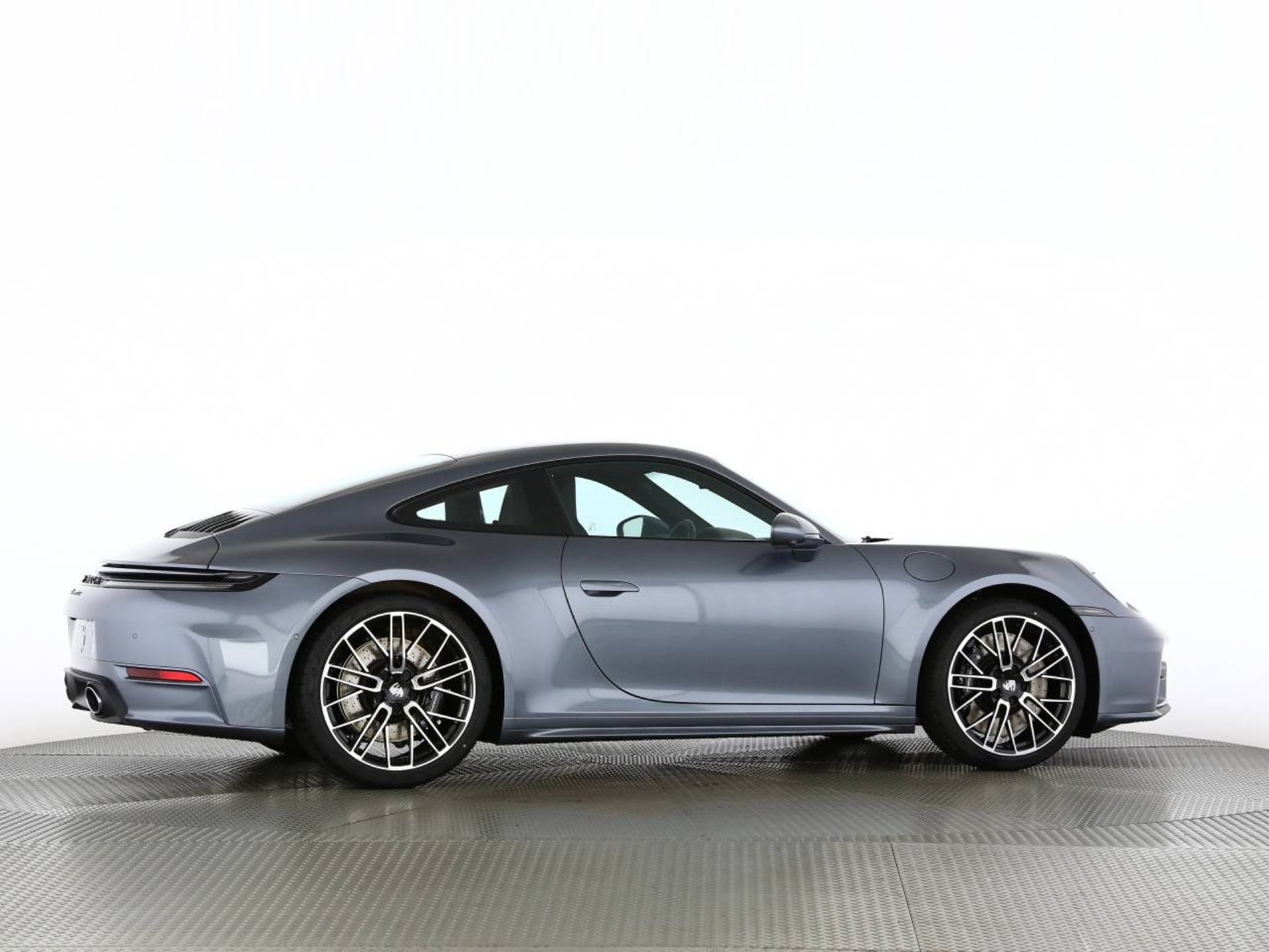 PORSCHE 911 Carrera 4S-image-26