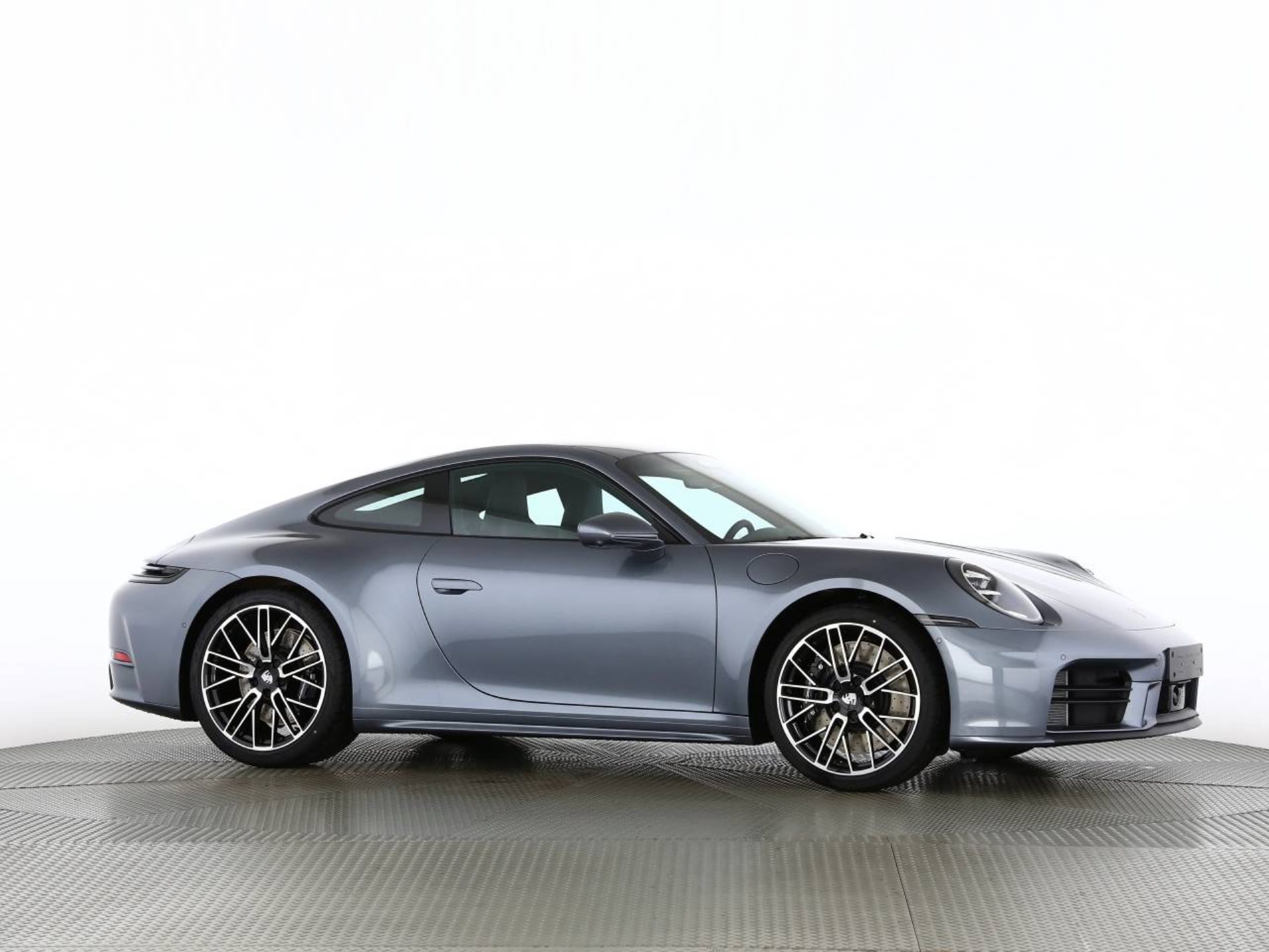 PORSCHE 911 Carrera 4S-image-23