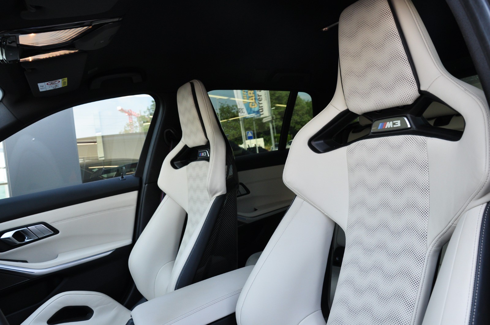 BMW M3 Touring xDrive Competition M **SONDERLACKIERUNG SCHWARZMATT**-image-18