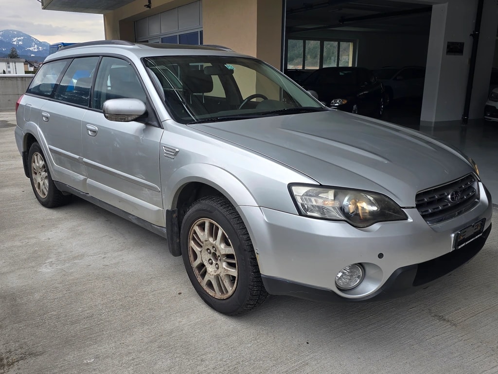 SUBARU Outback 2.5i AWD-image-2