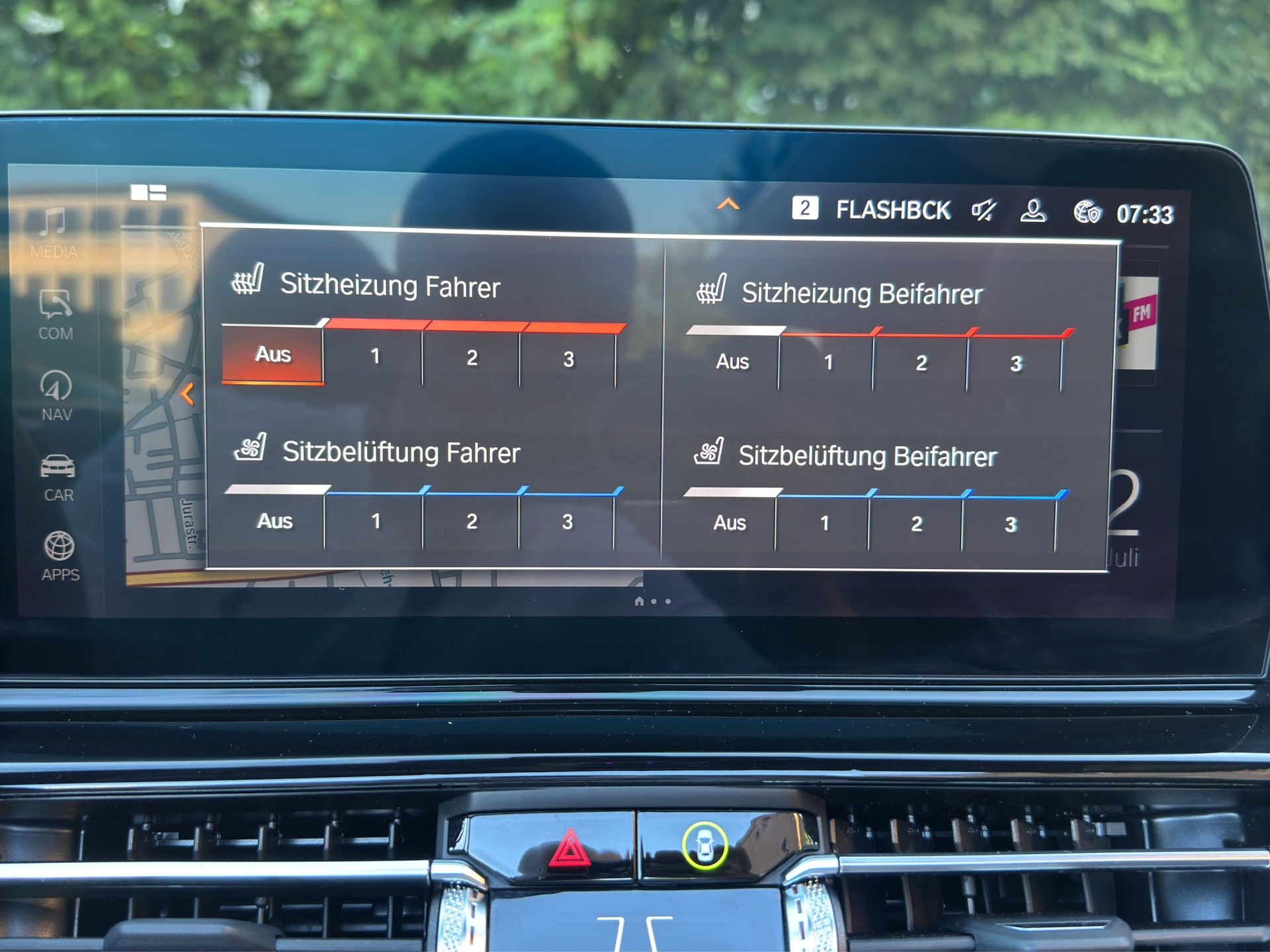 BMW 840i xDrive M Sport Pro (CH)-image-17