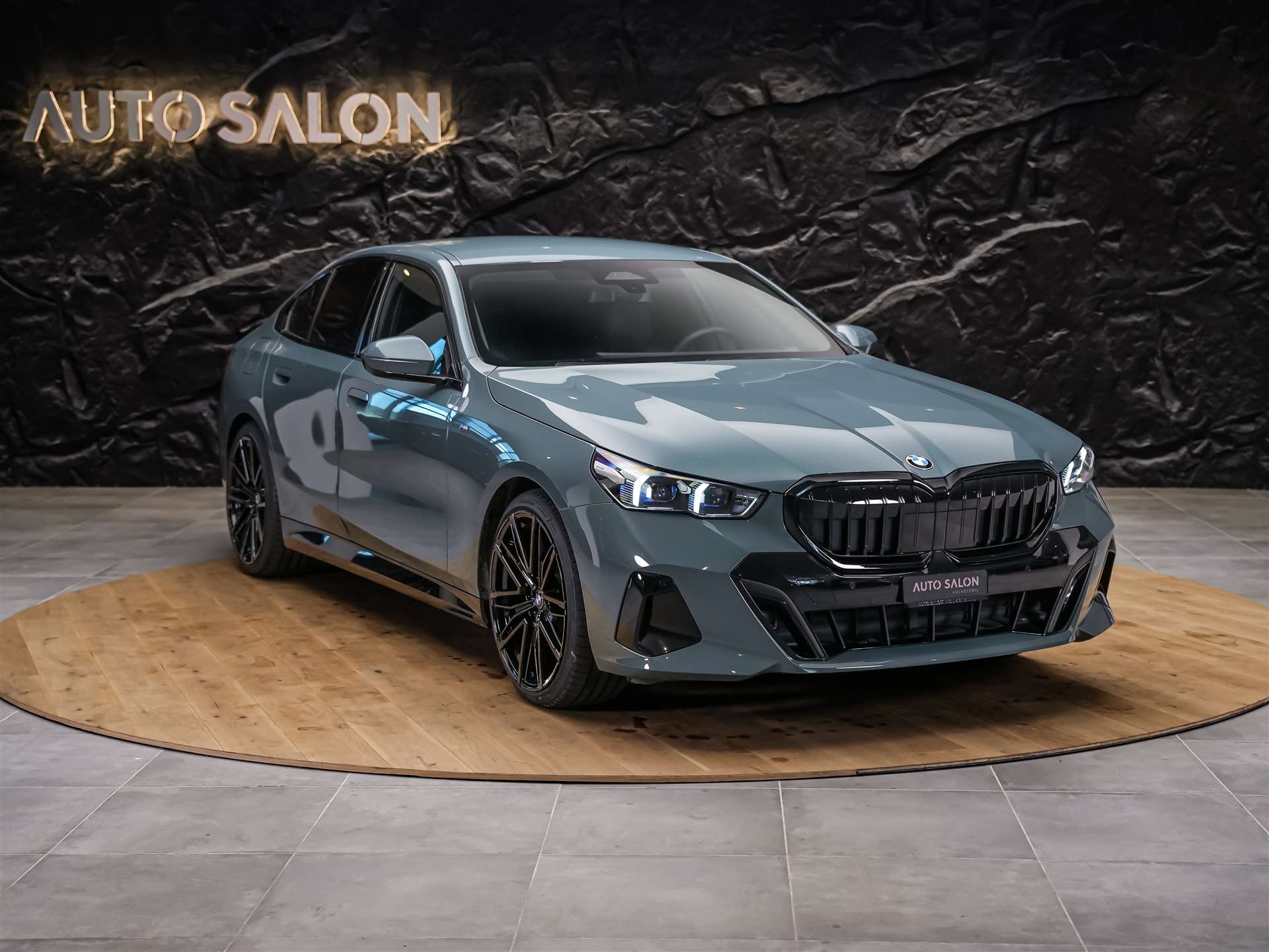 BMW 520d xDrive M Sport Steptronic *Werksgarantie*21" Felgen*Sitzlüftung*Harman/Kardon*-image-5