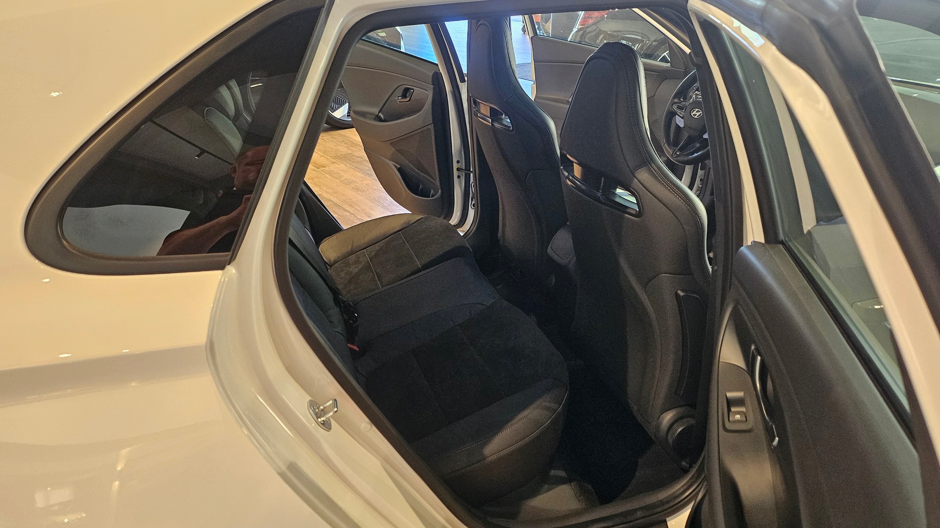 HYUNDAI i30 2.0 T-GDi N DCT Sammlerzustand-image-17