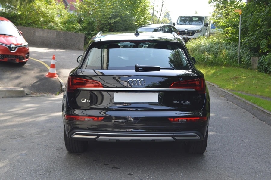 AUDI Q5 50 TFSI e PHEV advanced quattro S-tronic-image-12
