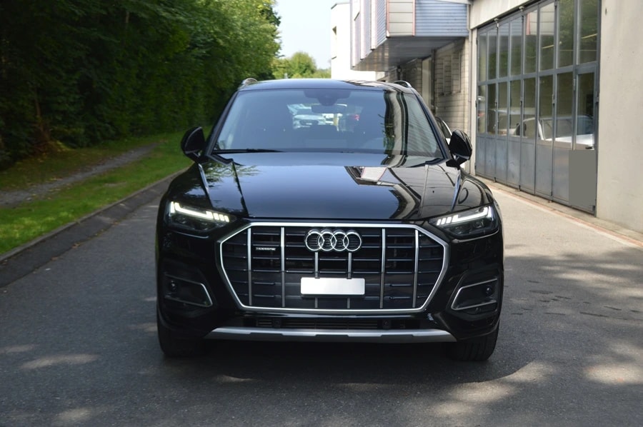 AUDI Q5 50 TFSI e PHEV advanced quattro S-tronic-image-1