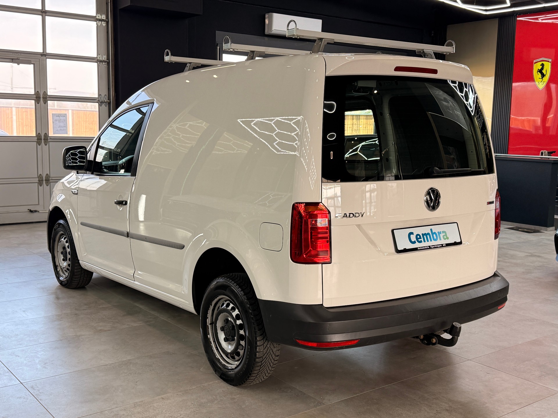 VW Caddy 2.0TDI 4Motion BlueMotion Technology-image-6