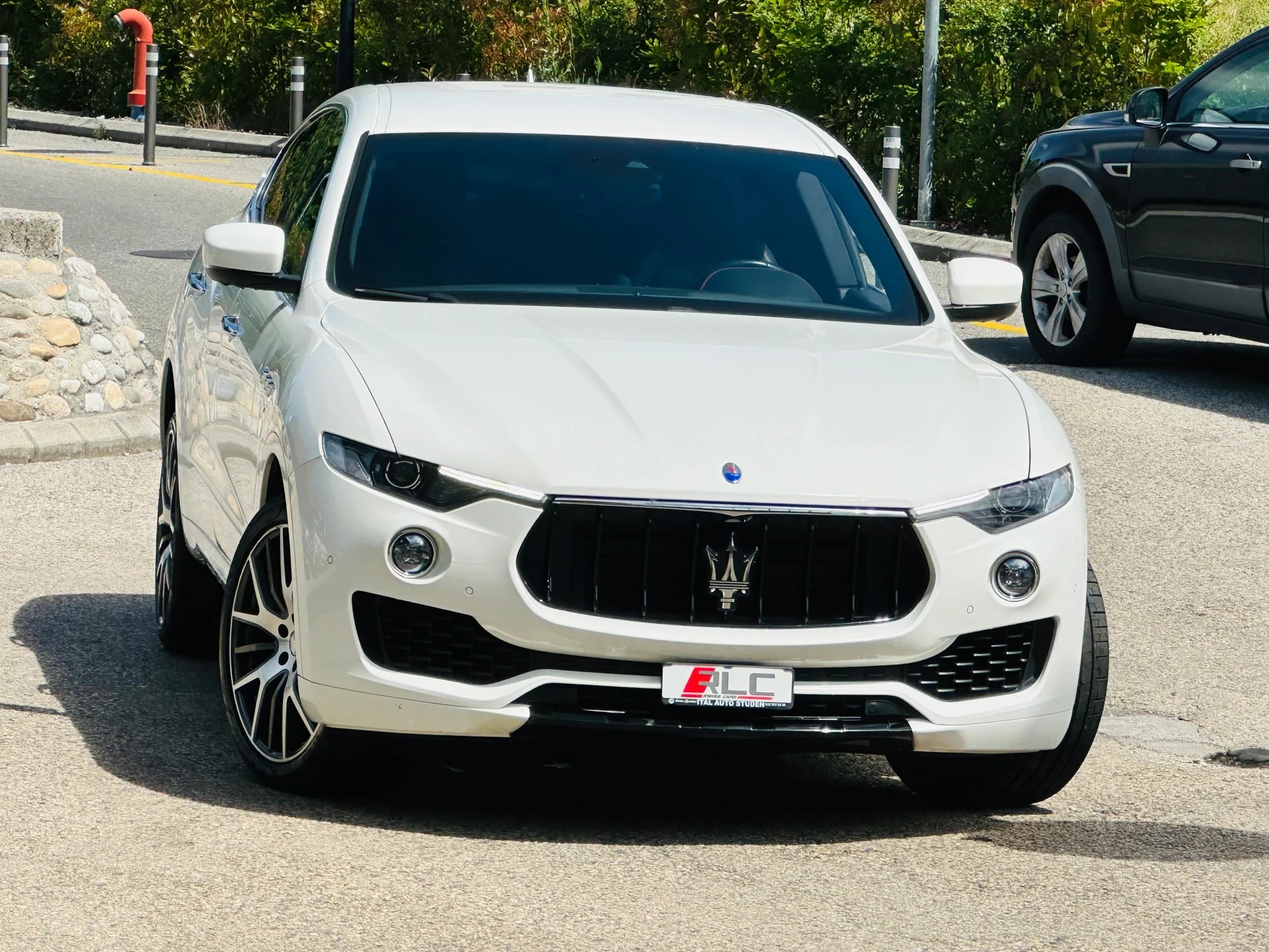 MASERATI Levante S 3.0 V6 Automatica-showroom-element-1