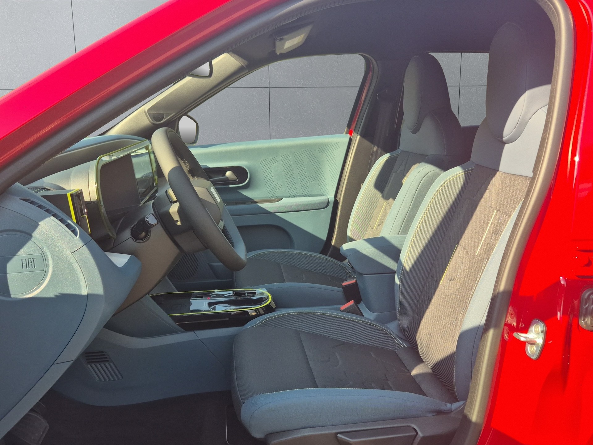 FIAT Grande Panda 1.2 Hybrid Icon-image-8