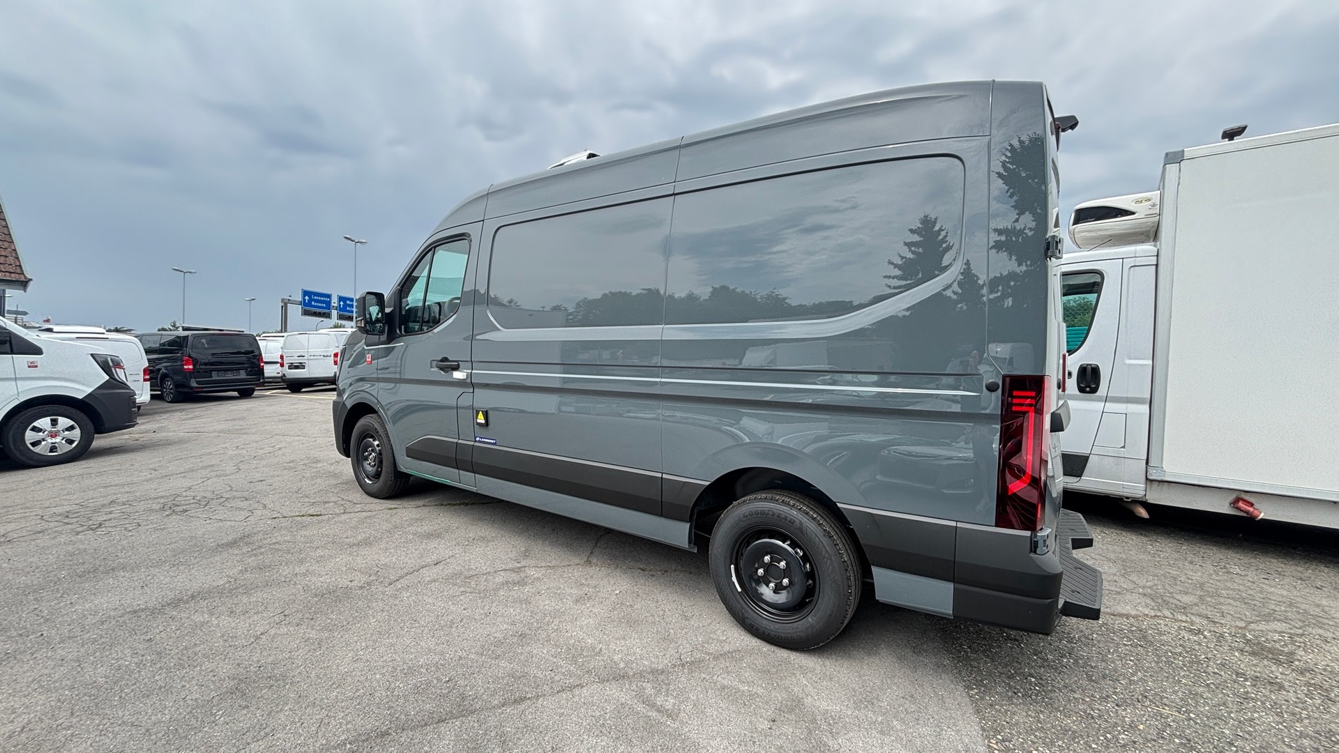 RENAULT Master RED 2.0 dCi 150 L2H2 BVA9 frigorifique-image-3