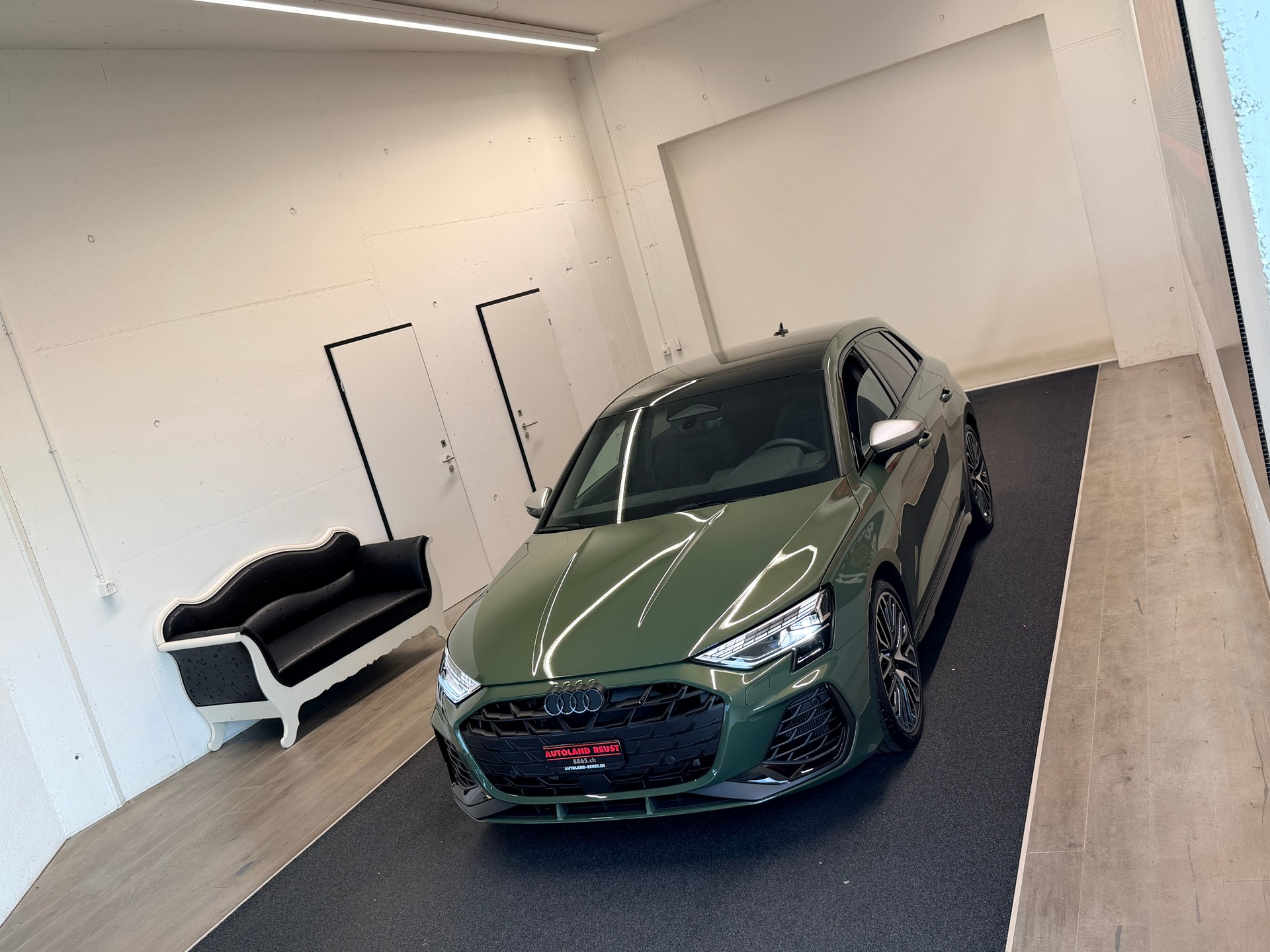 AUDI S3 Sportback TFSI quattro S-tronic-image-3