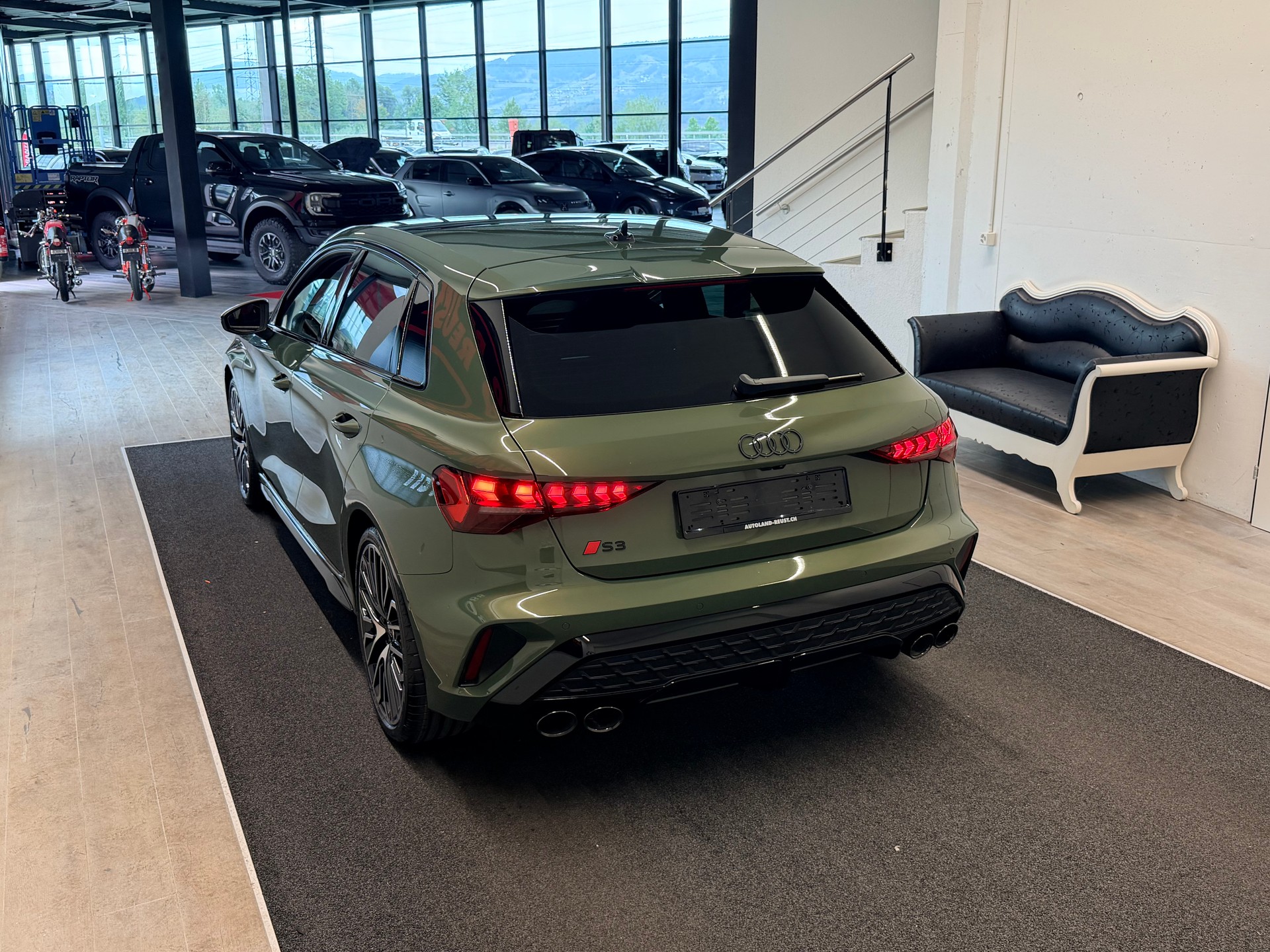 AUDI S3 Sportback TFSI quattro S-tronic-image-9