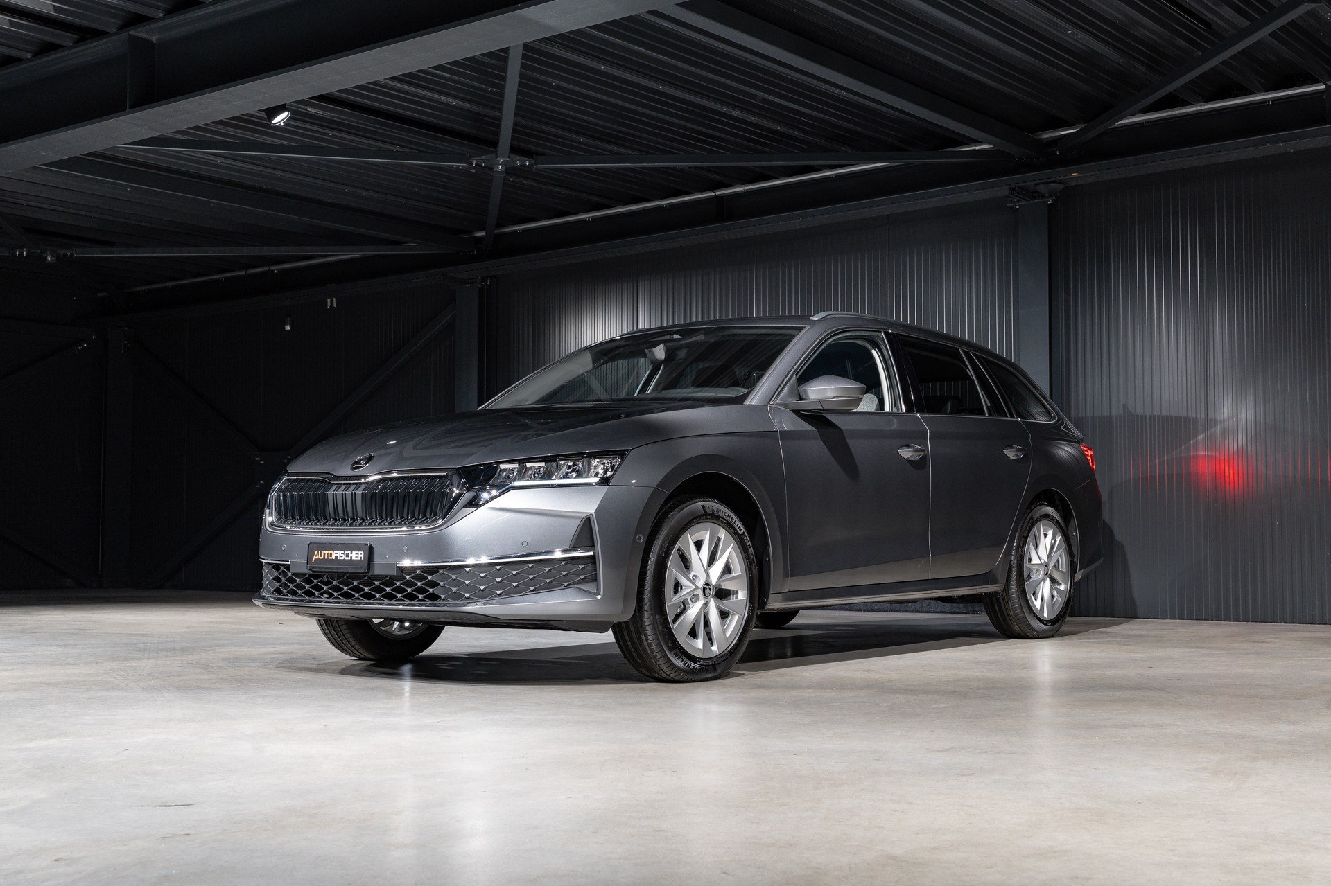 SKODA Octavia Combi 1.5 TSI mHEV DSG Selection-image-4