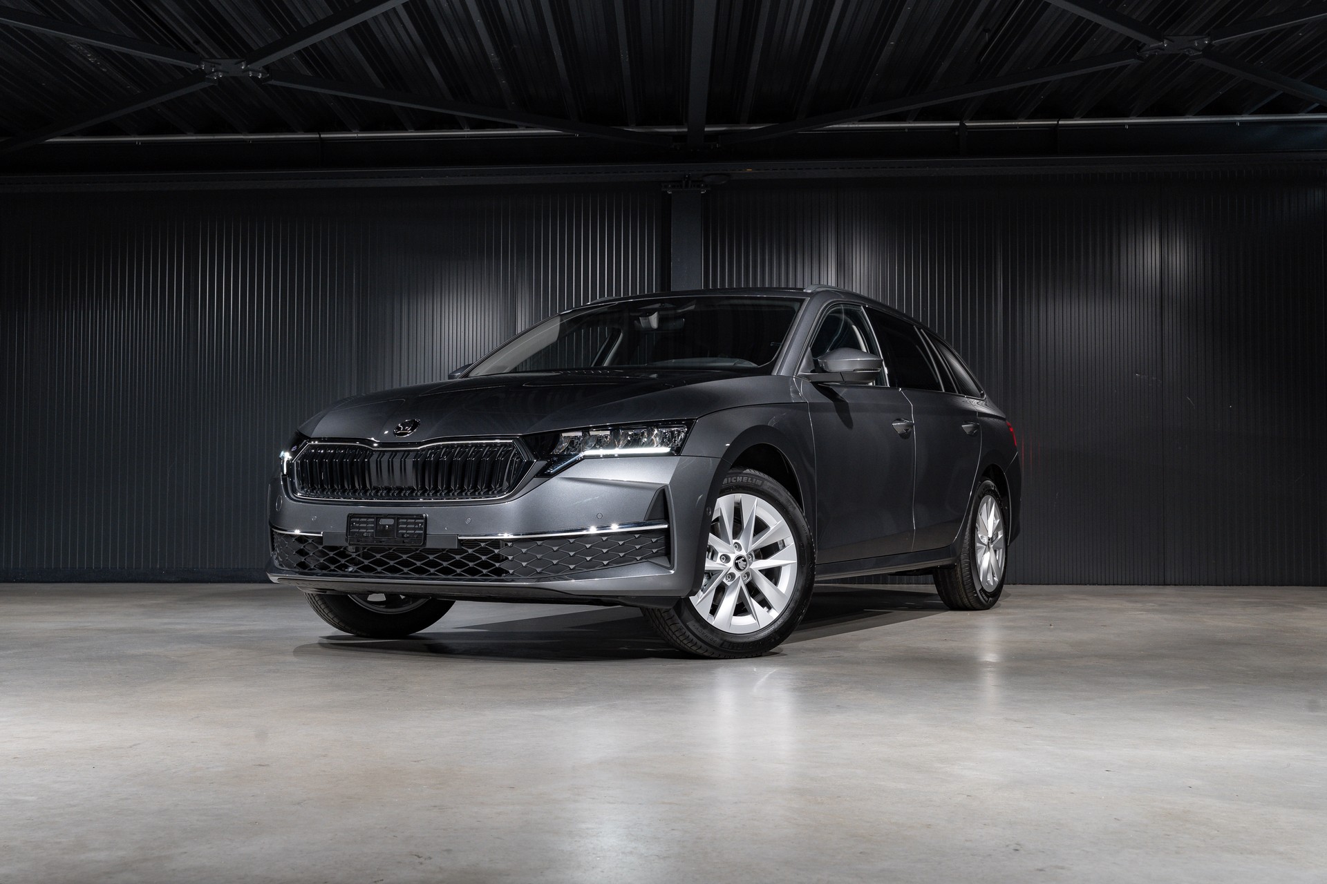 SKODA Octavia Combi 1.5 TSI mHEV DSG Selection