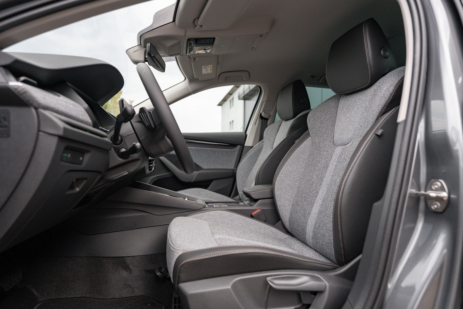 SKODA Octavia Combi 1.5 TSI mHEV DSG Selection-image-9