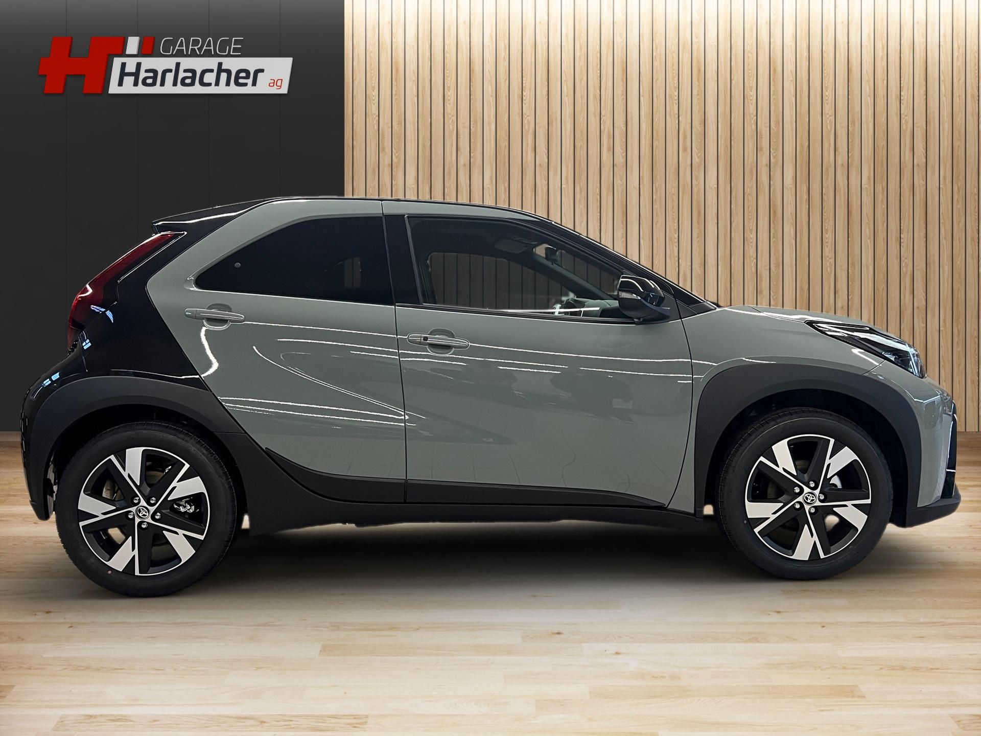 TOYOTA Aygo X 1.5 VVT-i HSD Trend-image-3