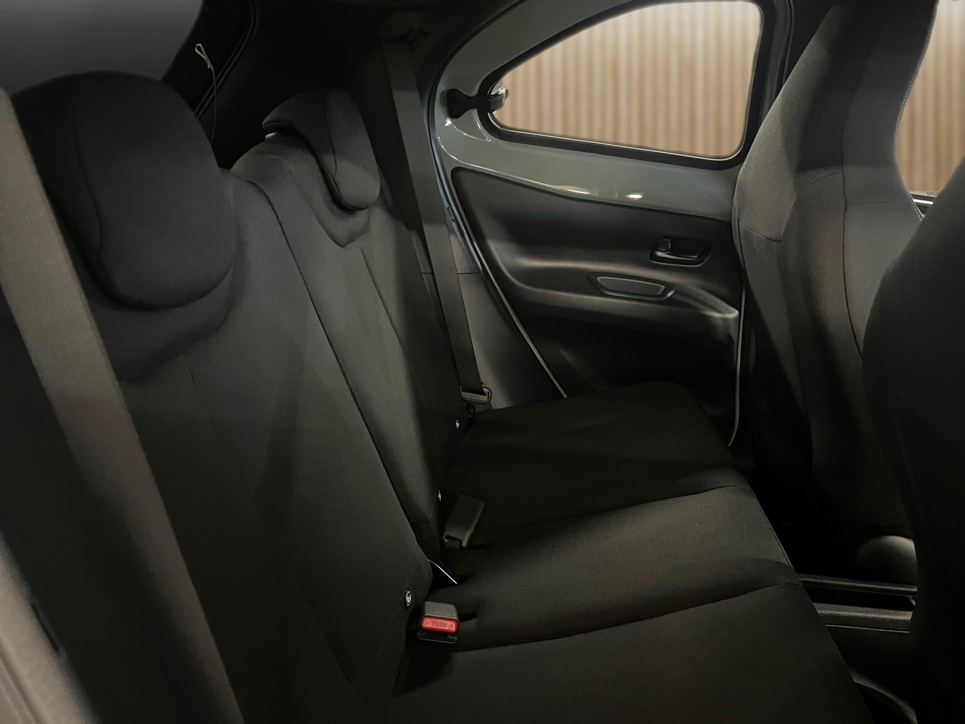TOYOTA Aygo X 1.5 Trend e-CVT-image-15