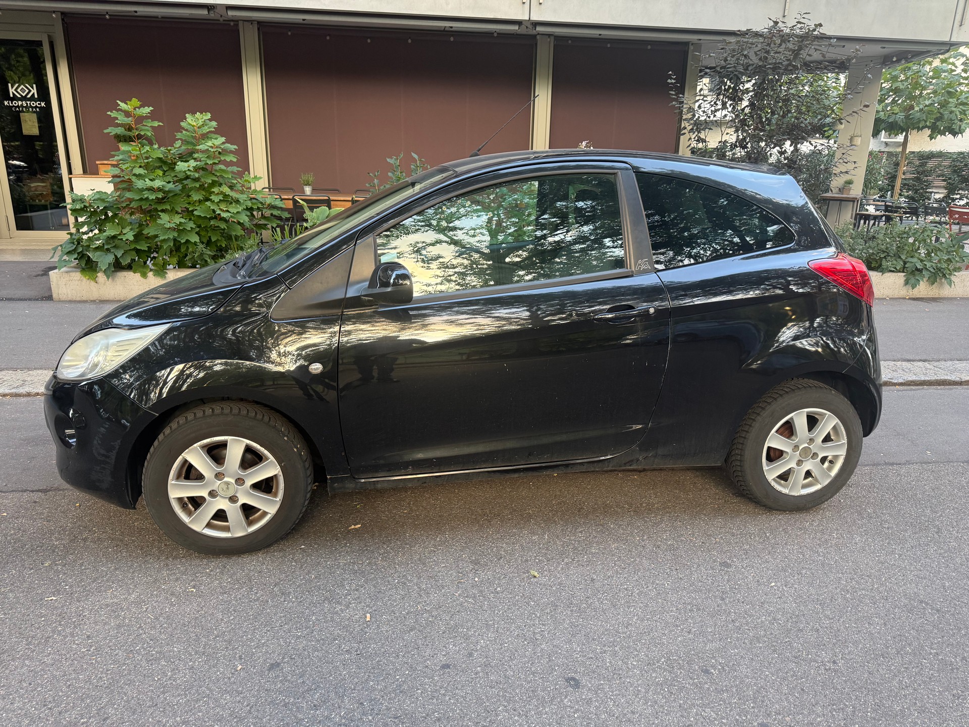 FORD KA 1.25 Titanium-image-4