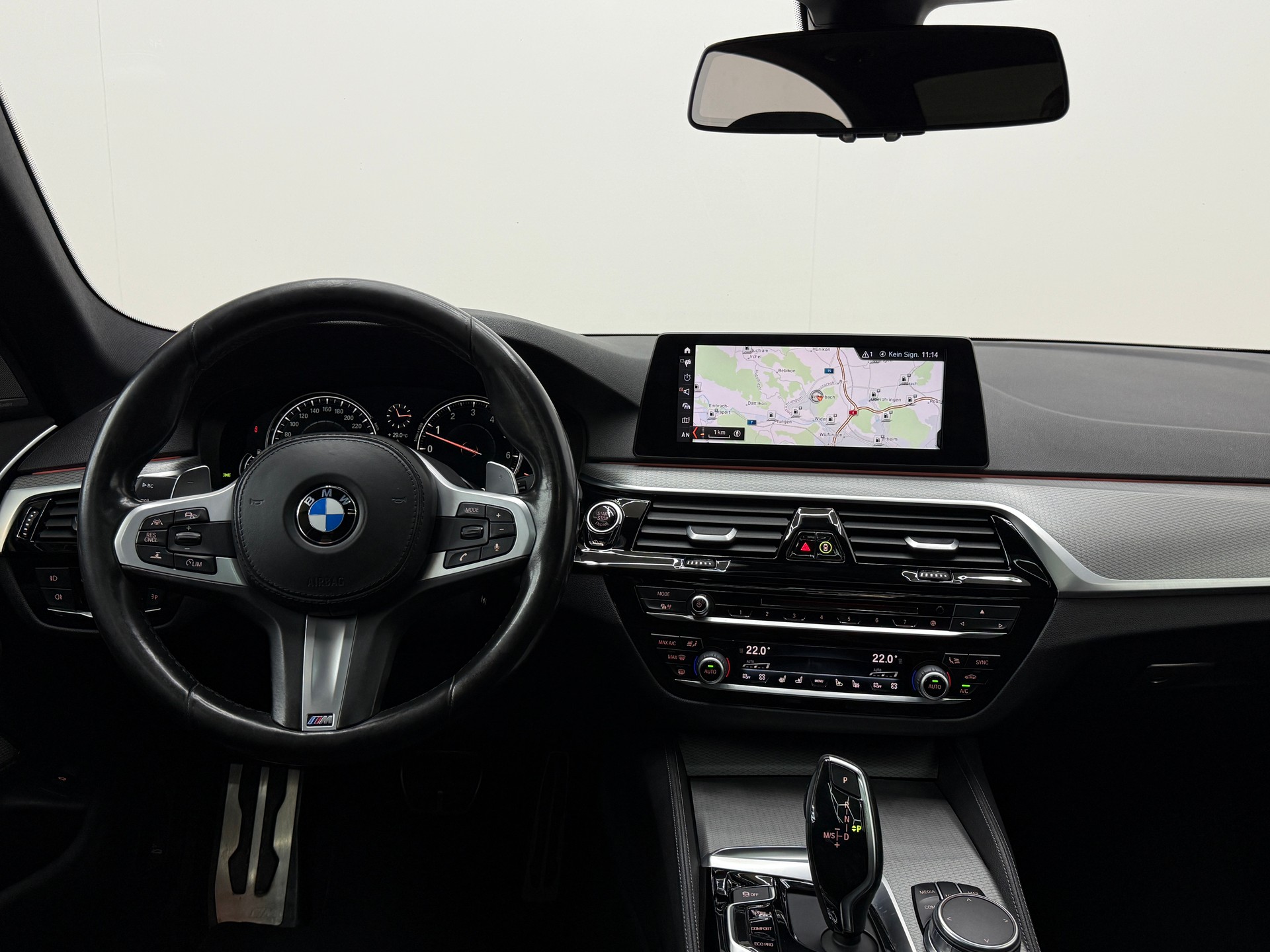 BMW 540i xDrive Steptronic-image-24