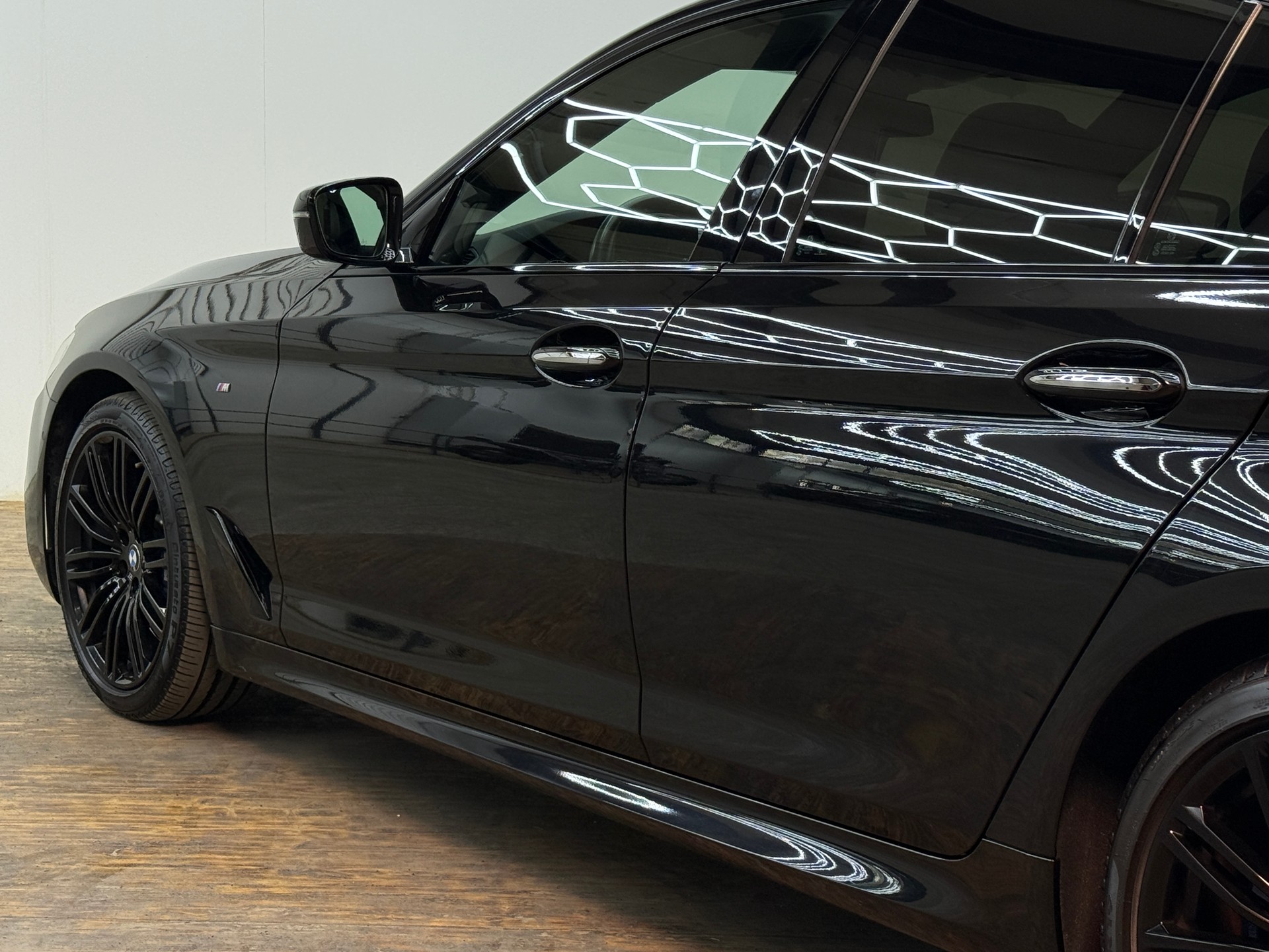 BMW 540i xDrive Steptronic-image-8