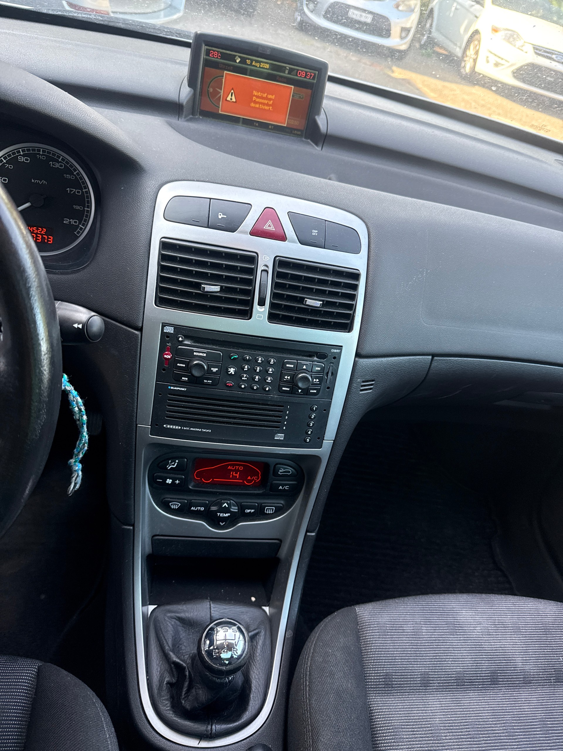 PEUGEOT 307 2.0 16V XS-image-11