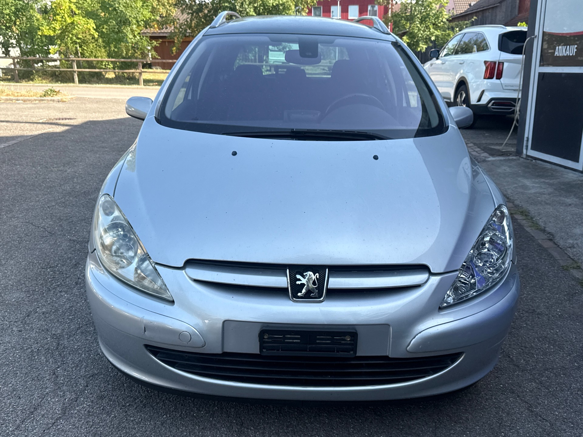 PEUGEOT 307 2.0 16V XS-image-3